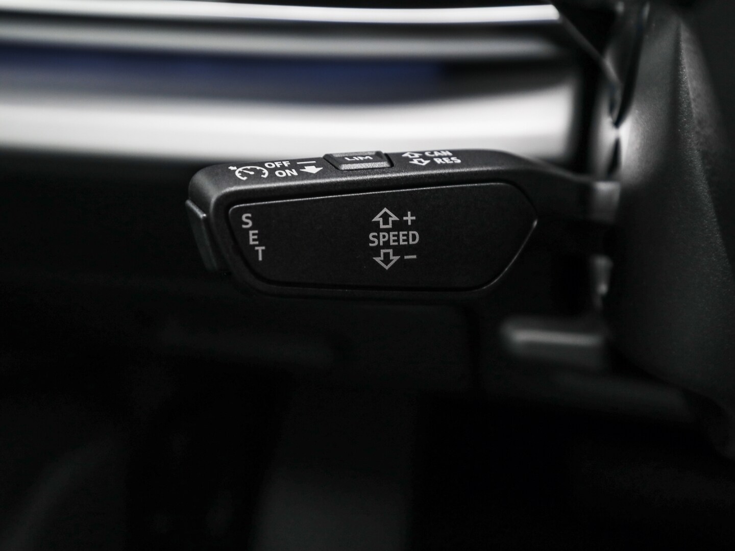 Image about Audi Q8 SUV 55 TFSI quattro tiptronic