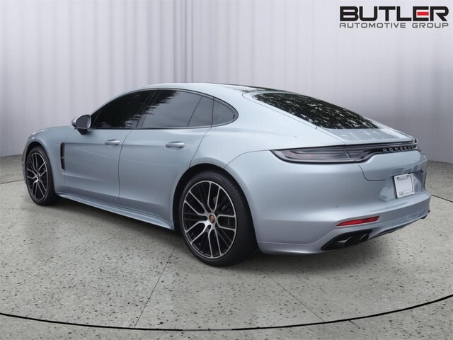 2023 Porsche Panamera