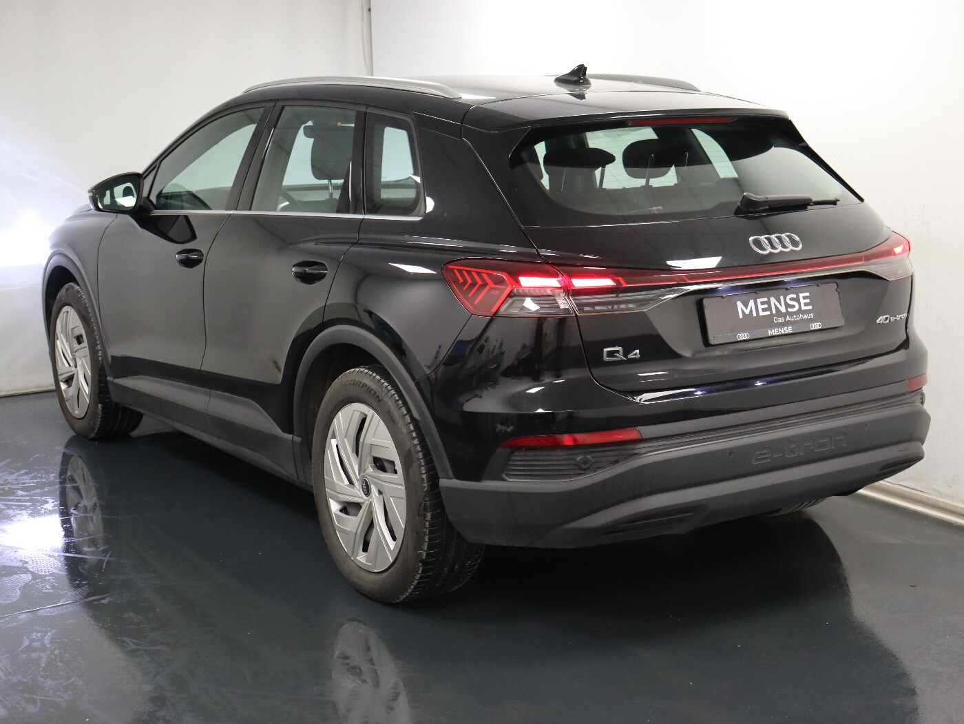 Image about Audi Q4 e-tron 40 e-tron