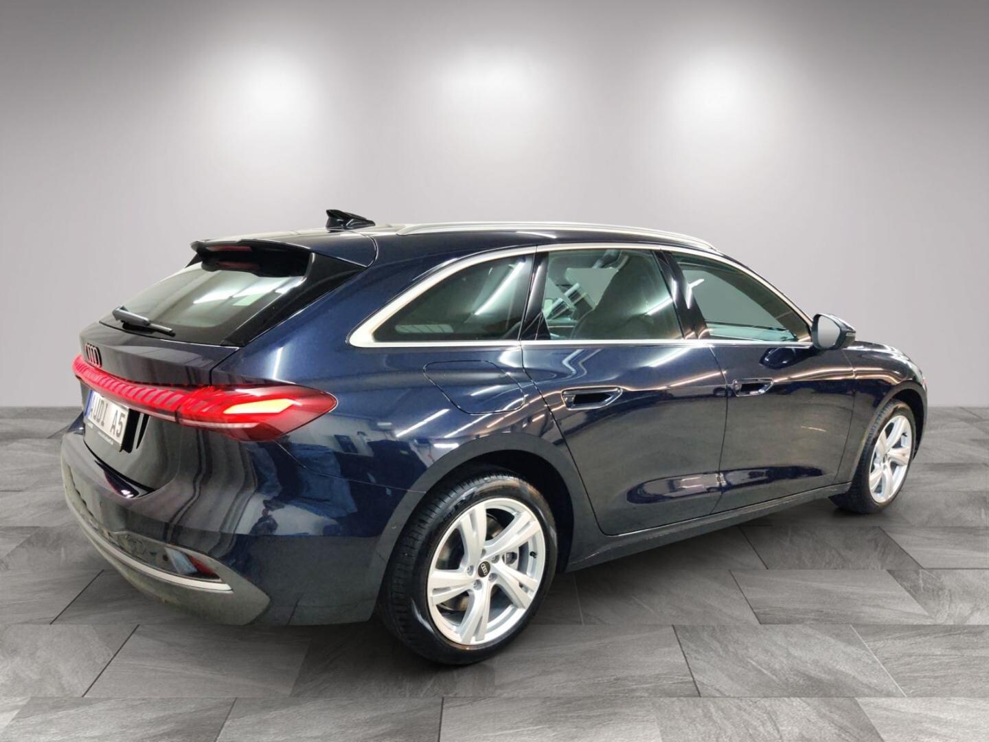 Bild über Audi A5 Avant TDI 150 kW S tronic - für weitere Informationen kontaktieren Sie den Audi Partner