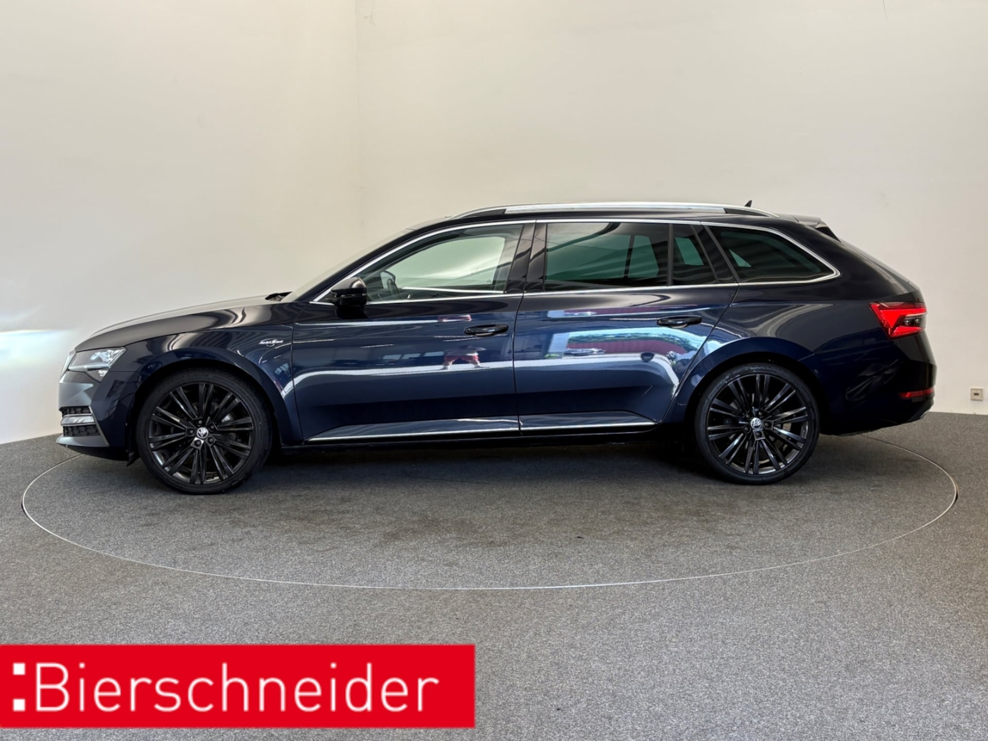Skoda Superb Combi Laurin & Klement