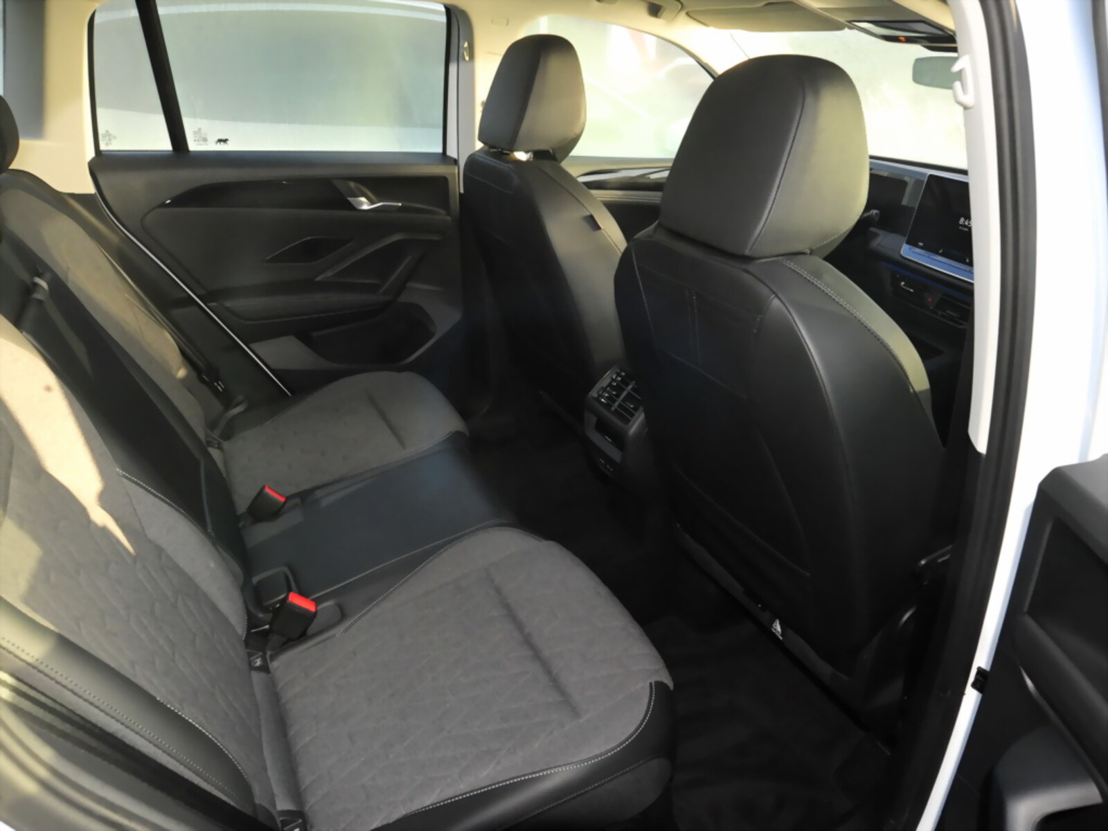 Volkswagen Tiguan – Bild 10