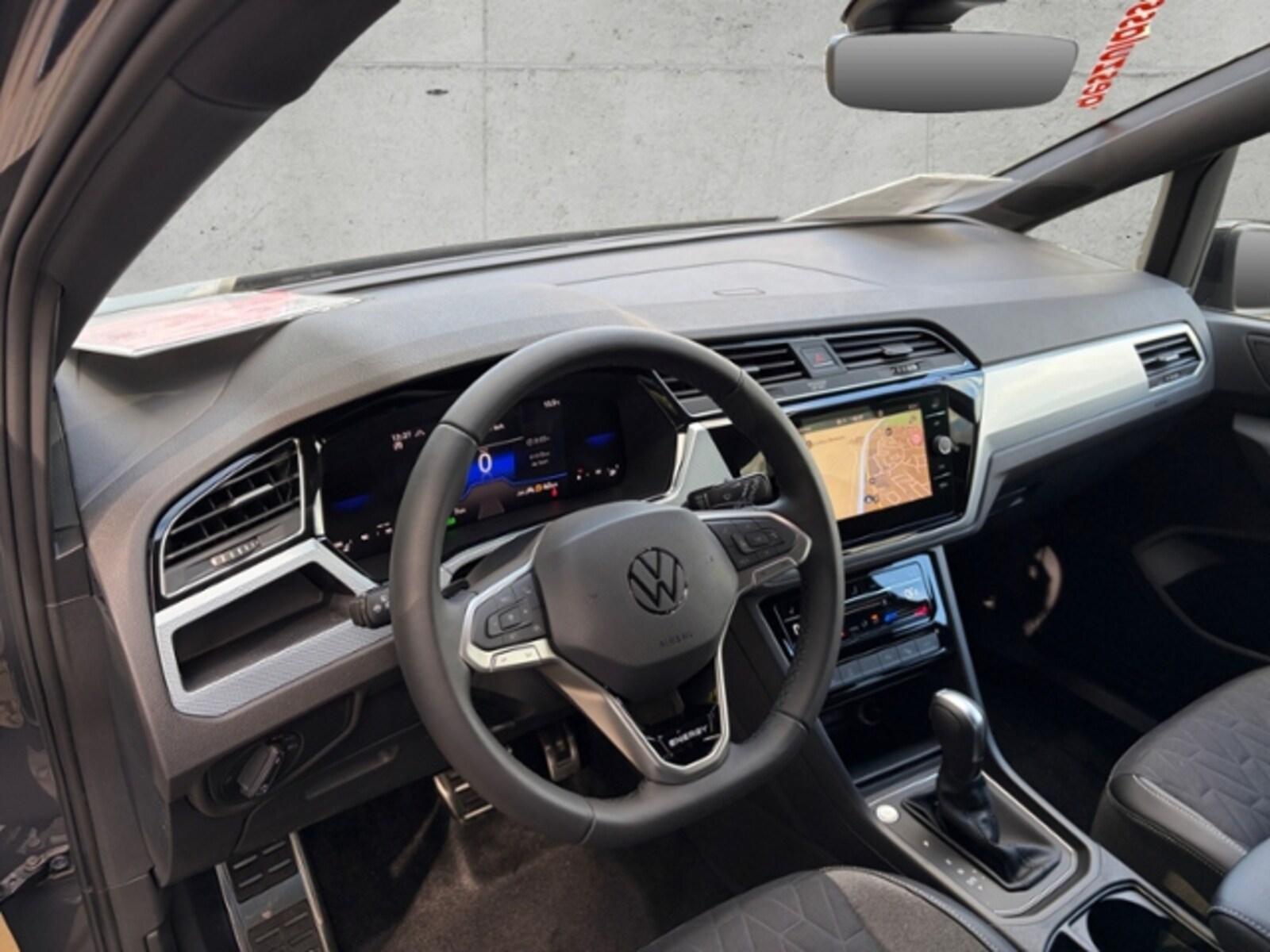 Volkswagen Touran – Bild 13