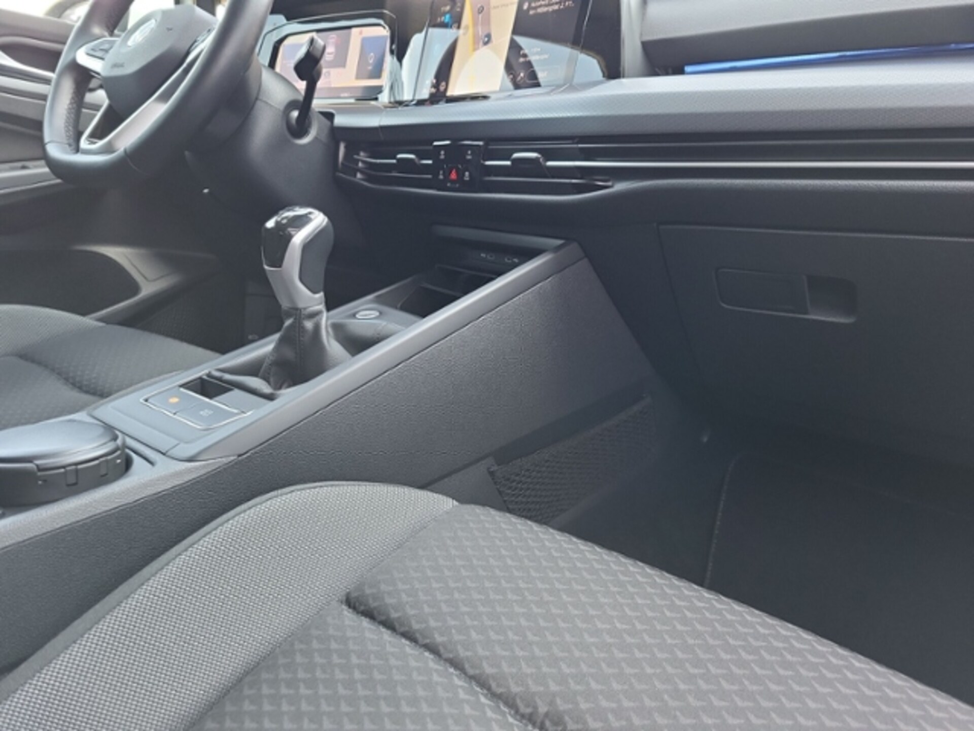Volkswagen Golf Active