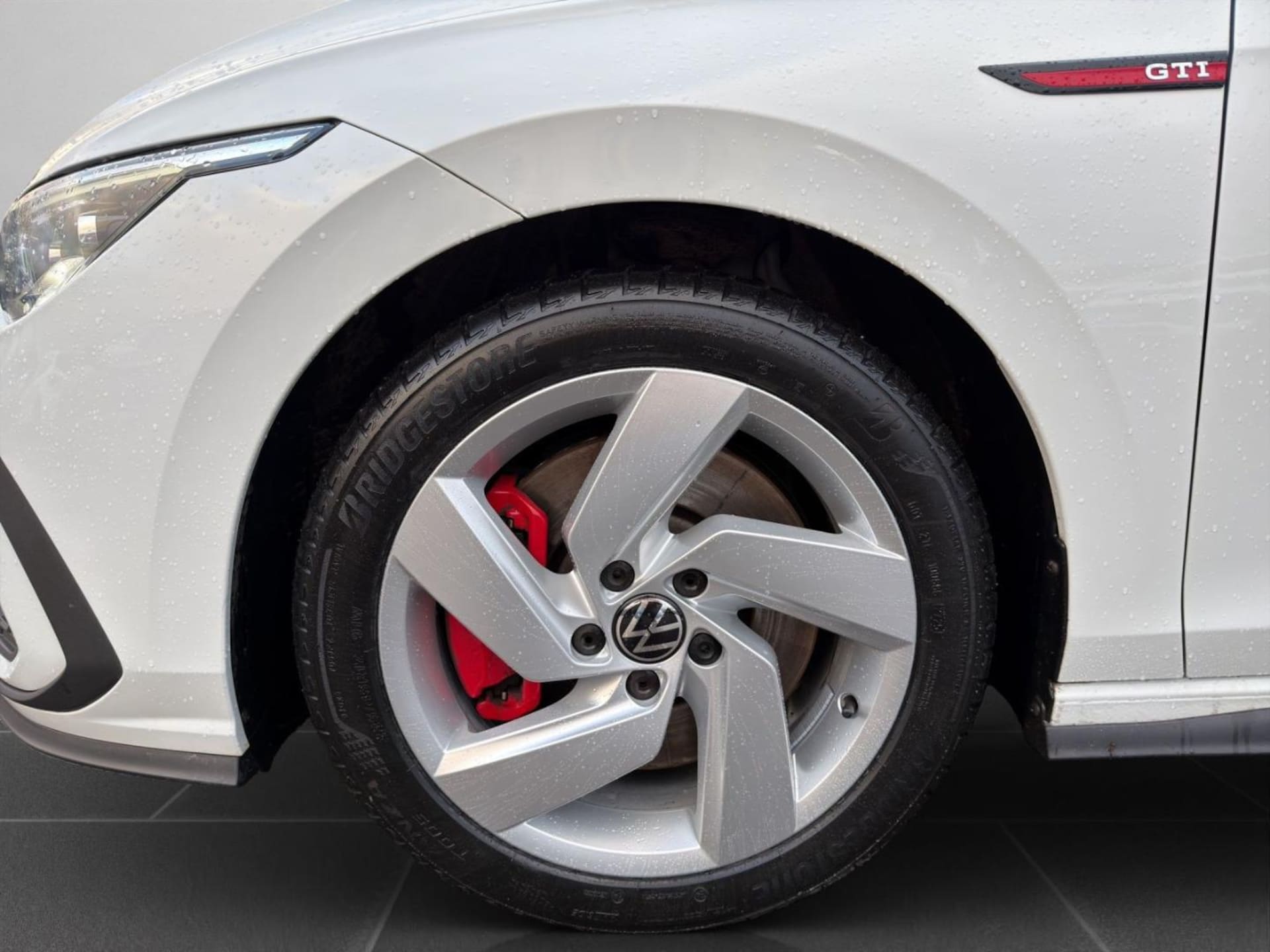 Volkswagen Golf GTI