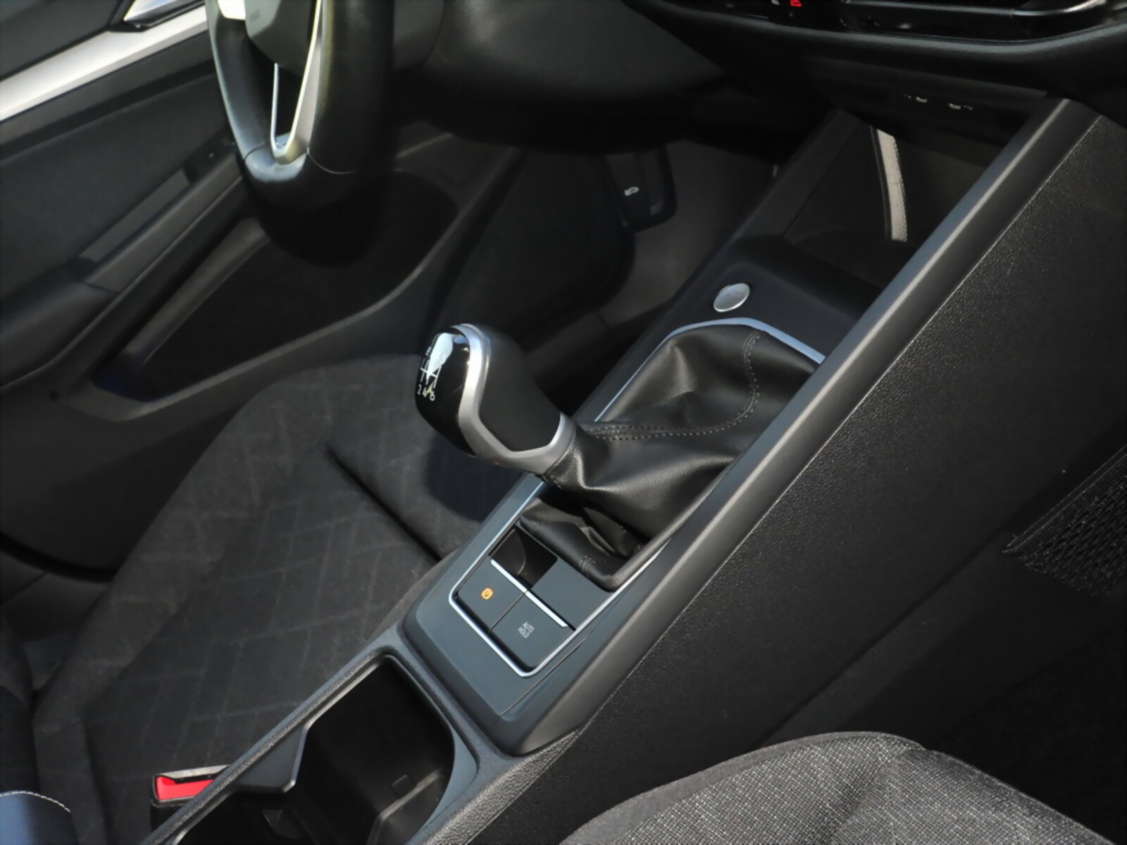 Volkswagen Tiguan – Bild 12