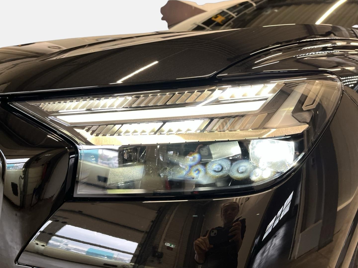 Bild über Audi Q4 SUV e-tron e-tron performance 210 kW - für weitere Informationen kontaktieren Sie den Audi Partner