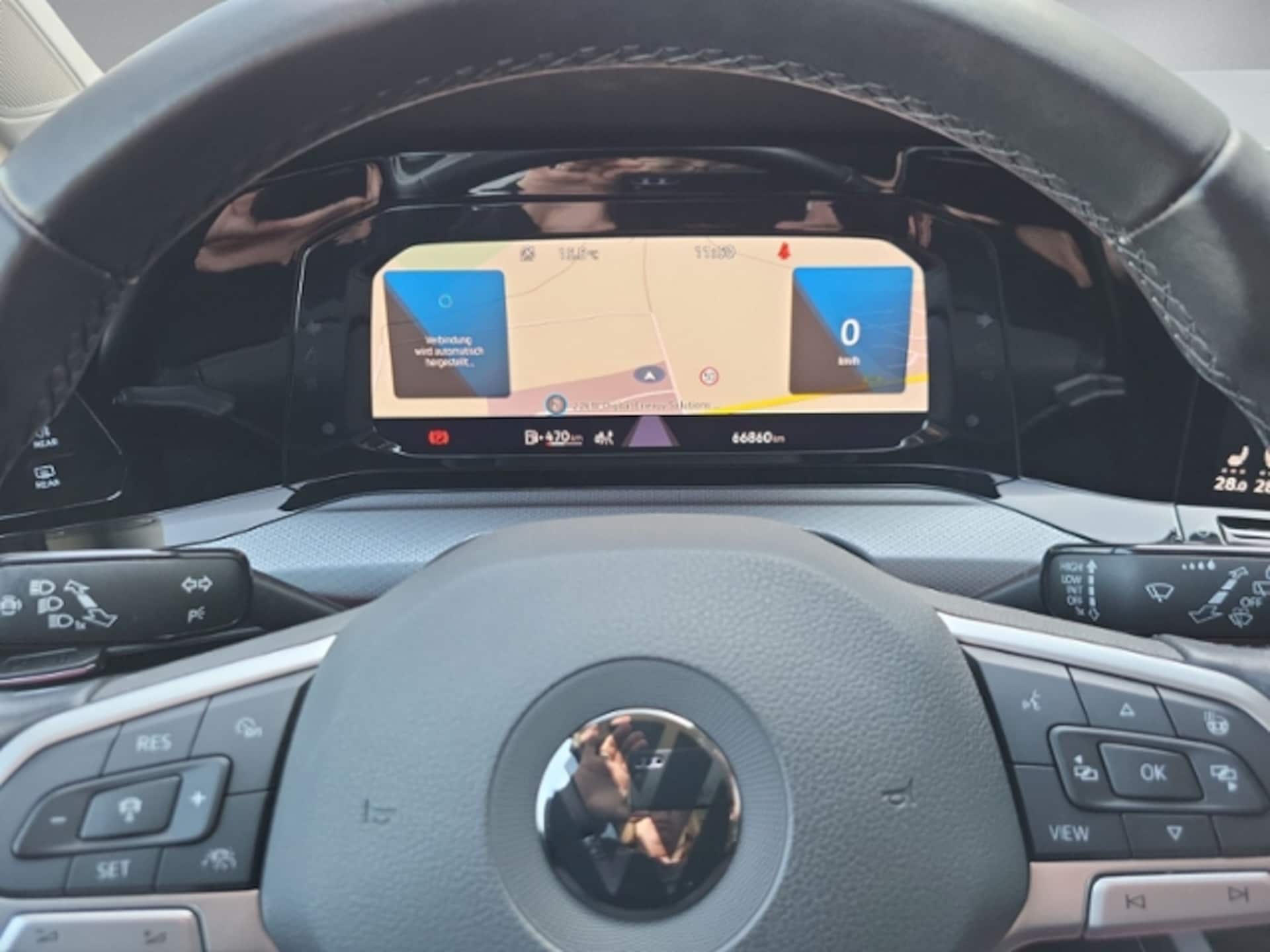 Volkswagen Golf Active