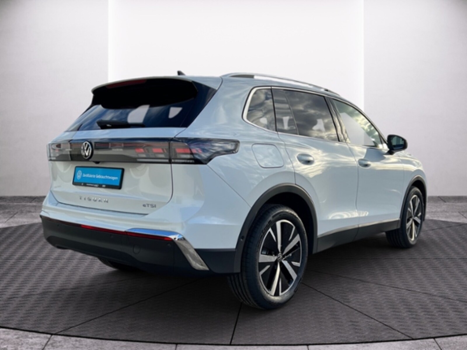 Volkswagen Tiguan – Bild 6