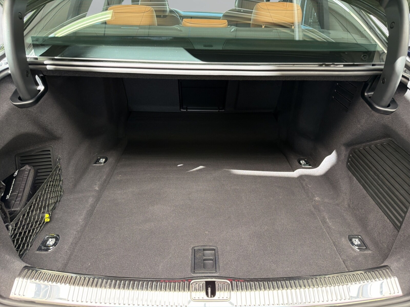 Audi A8 – Bild 8