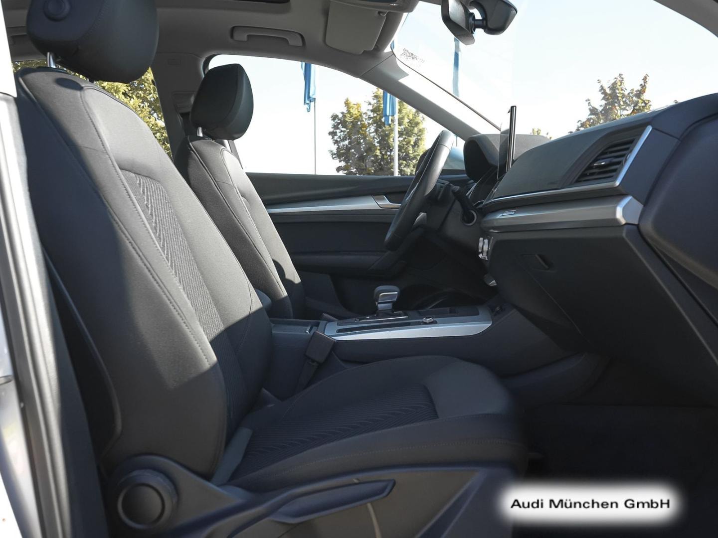 Bild über Audi Q5 40 TDI quattro S tronic - für weitere Informationen kontaktieren Sie den Audi Partner