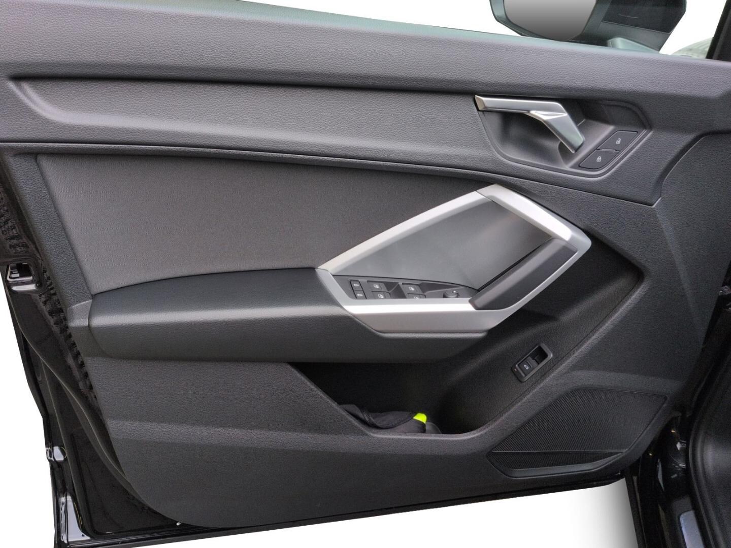 Bild über Audi Q3 advanced 35 TDI S tronic - für weitere Informationen kontaktieren Sie den Audi Partner