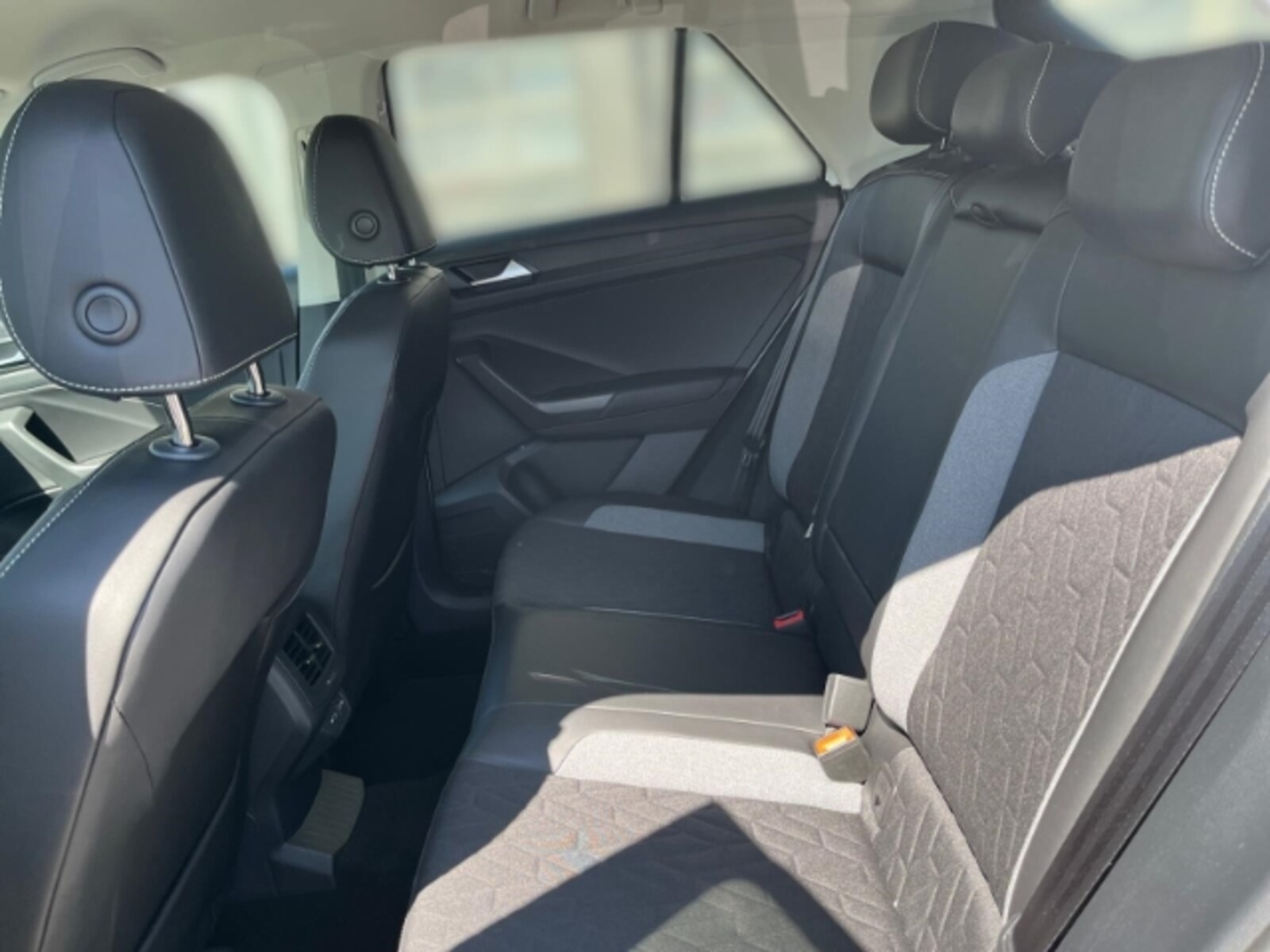 Volkswagen T-Roc – Bild 11