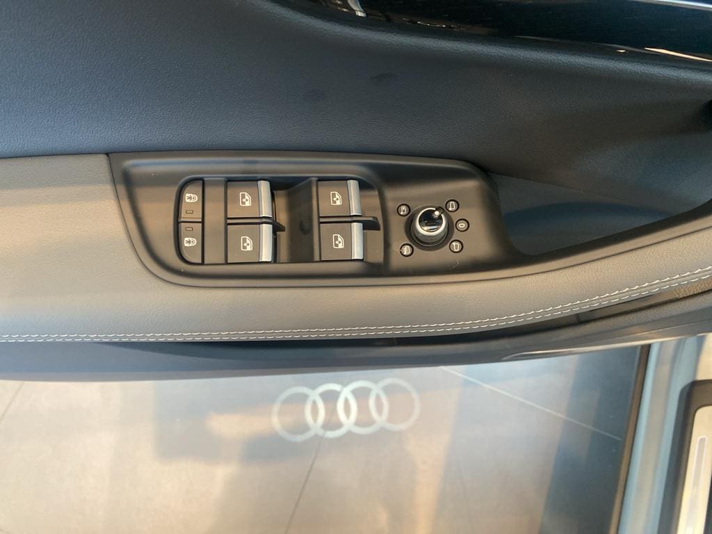 2025 Audi Q7 Premium Plus - Photo 10