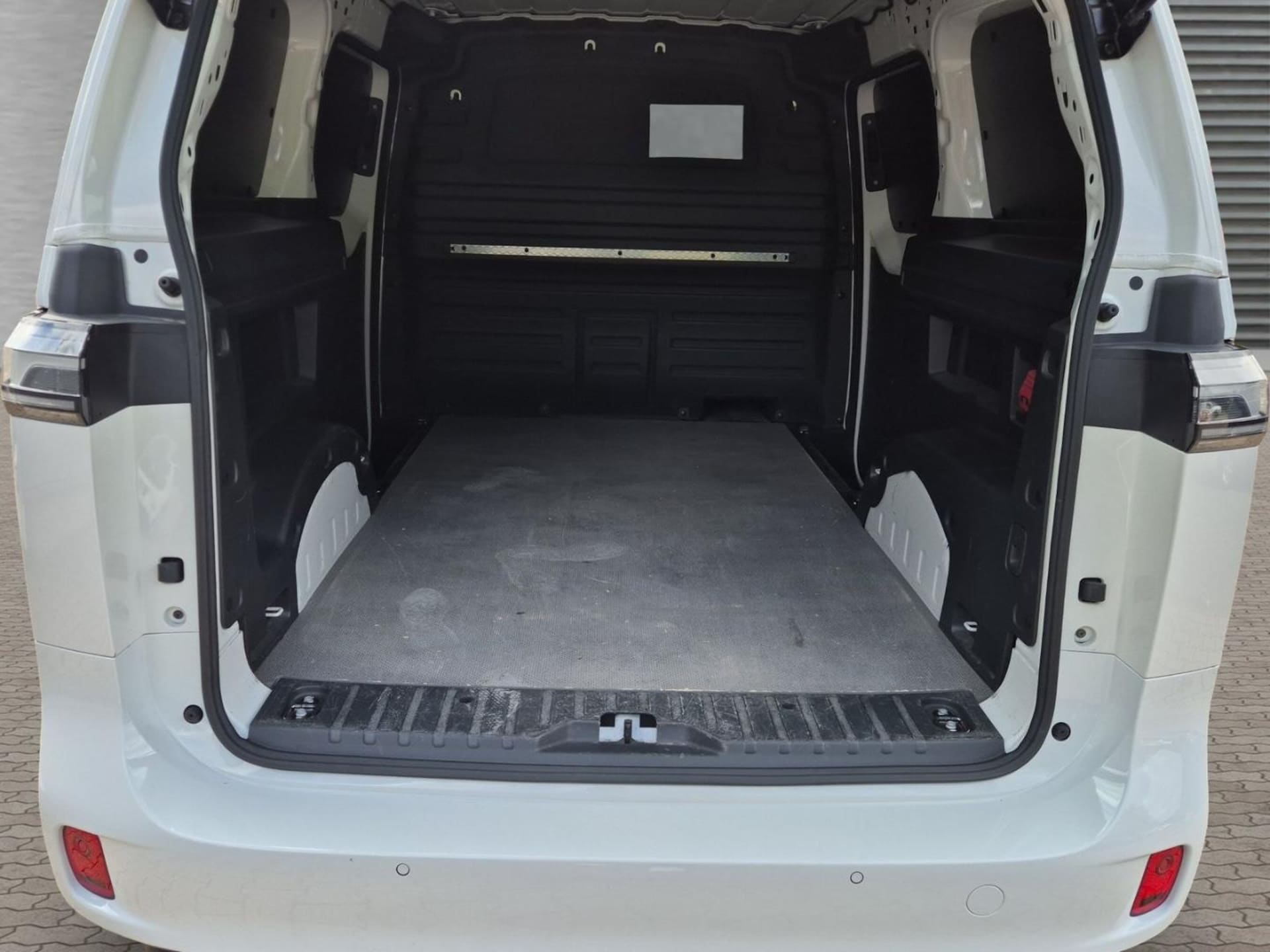 Volkswagen ID. Buzz Cargo Basis-Modell