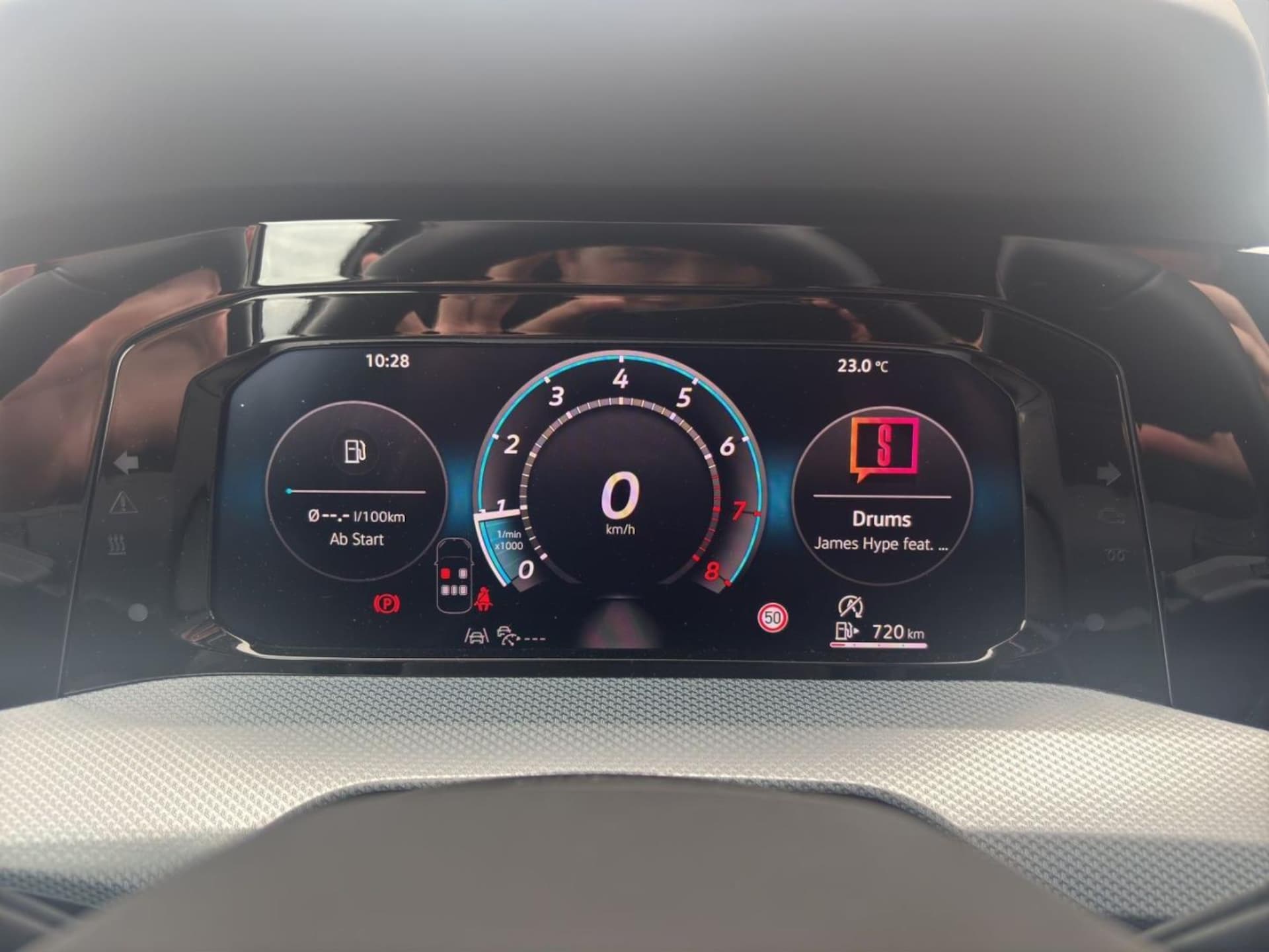 Volkswagen Golf Life