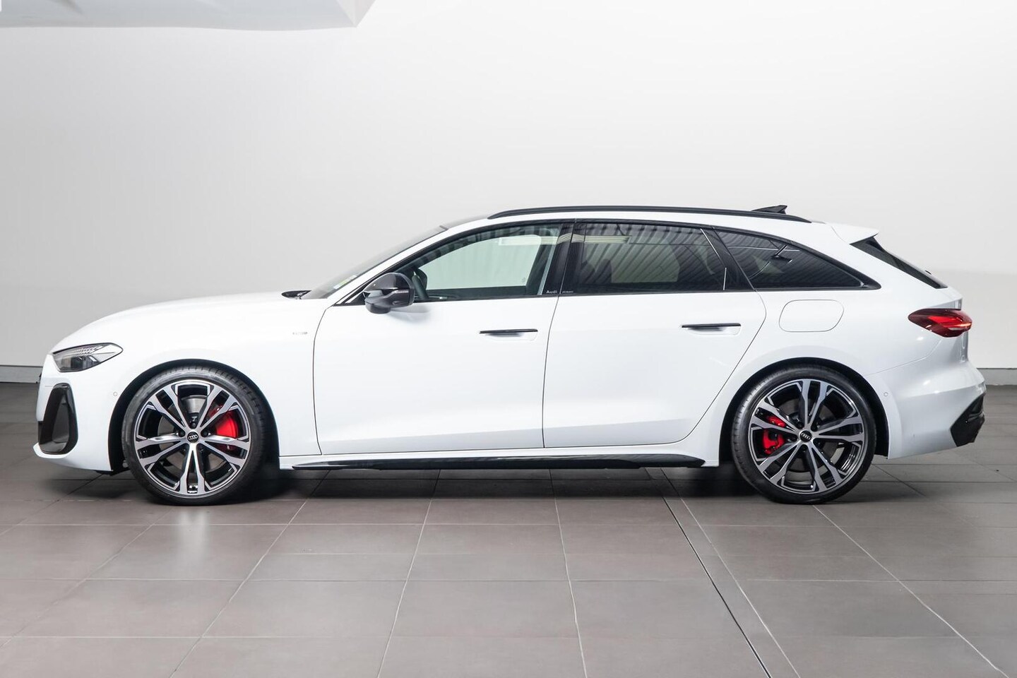 Image about Audi A5 Avant TFSI e e-hybrid quattro 270 kW S tronic