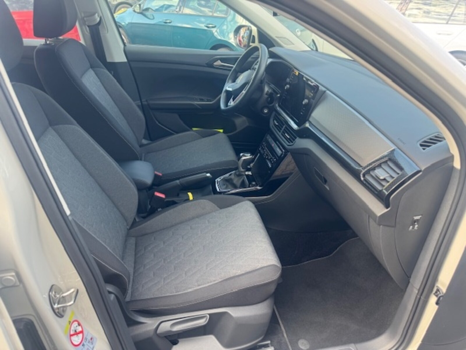 Volkswagen T-Cross – Bild 13