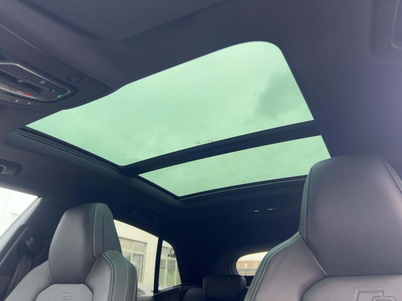 Audi SQ8 – Bild 15