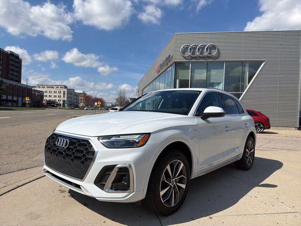 2023 Audi Q5 Premium Plus