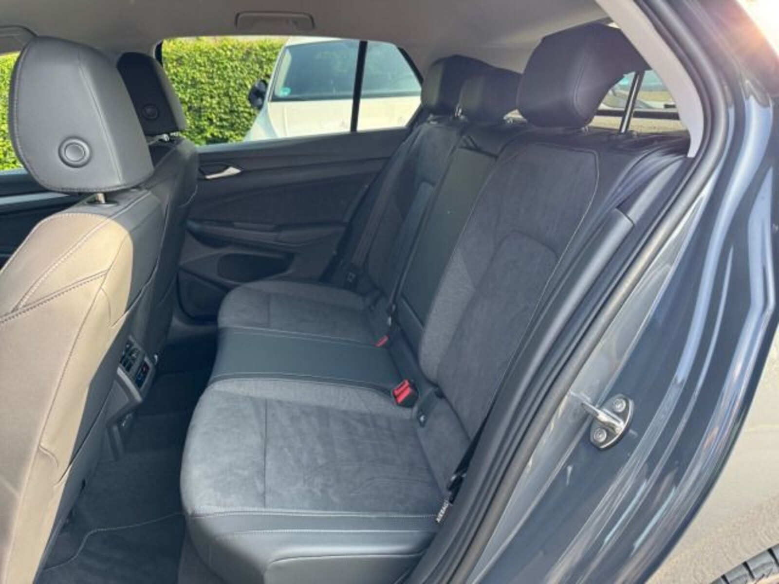 Volkswagen Golf – Bild 8