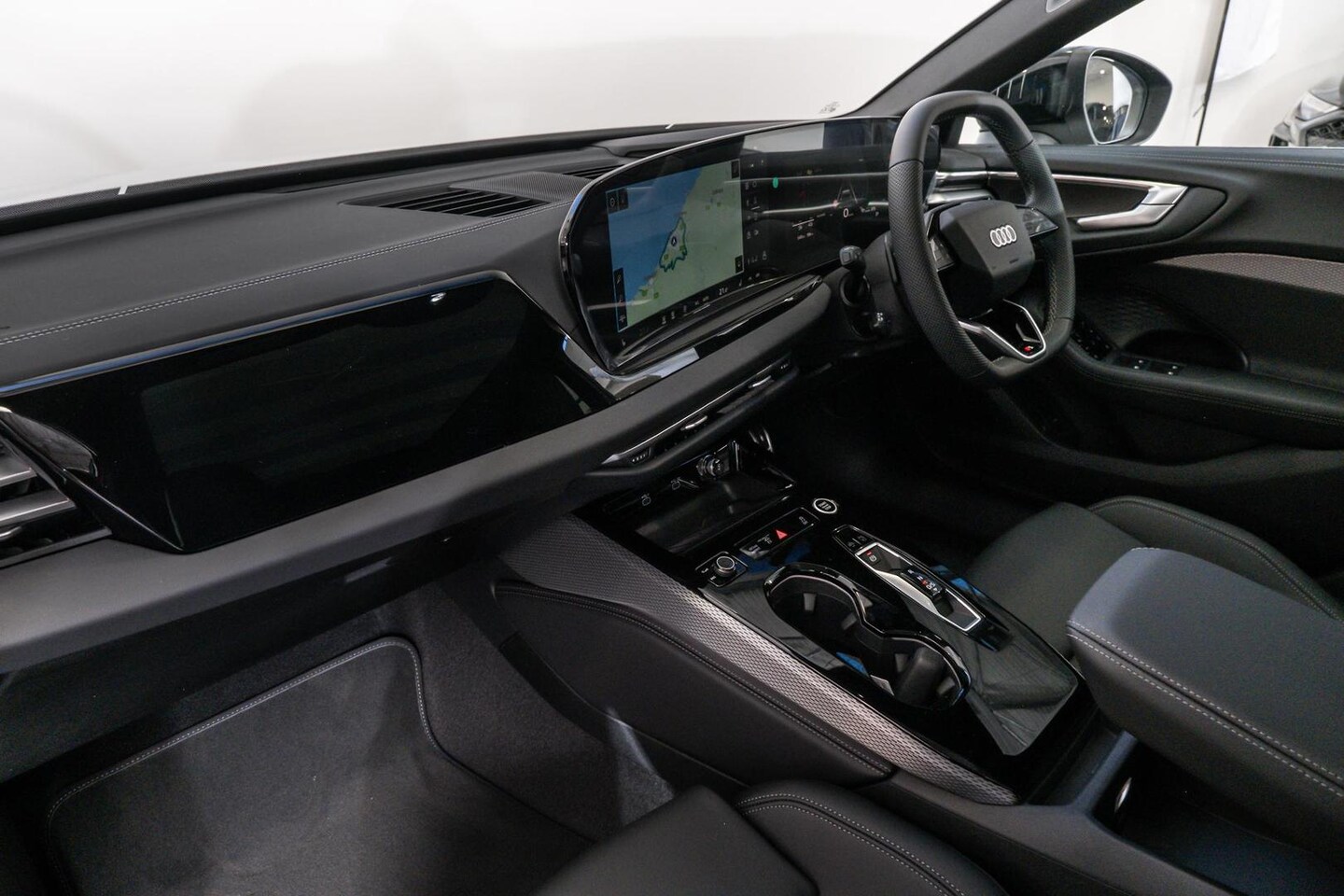 Image about Audi A5 Avant TFSI e e-hybrid quattro 270 kW S tronic