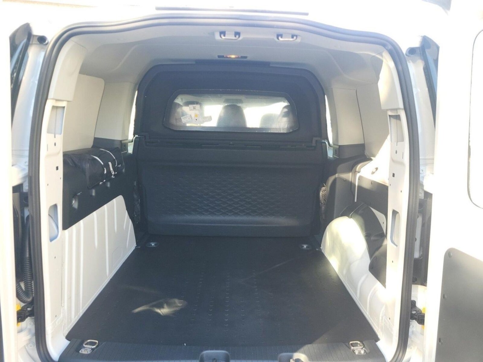 Volkswagen Caddy Maxi Kombi – Bild 13