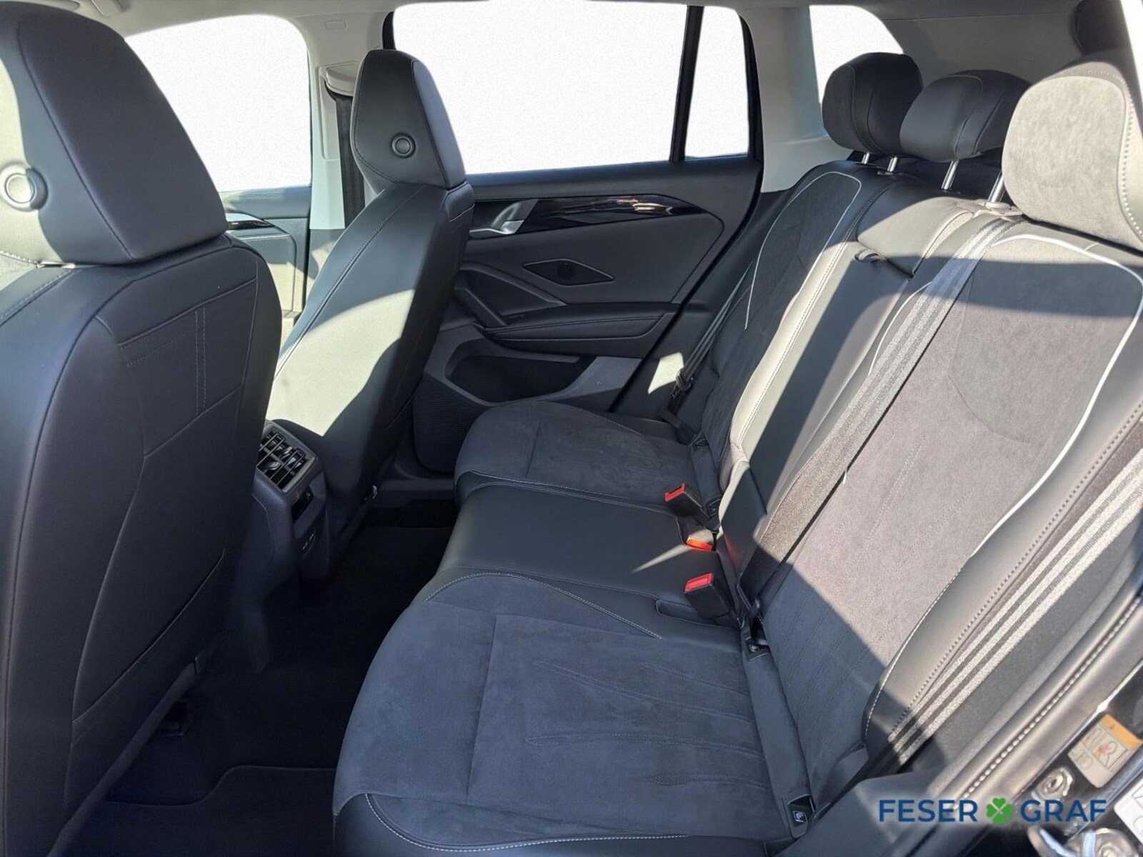 Volkswagen Tiguan – Bild 12