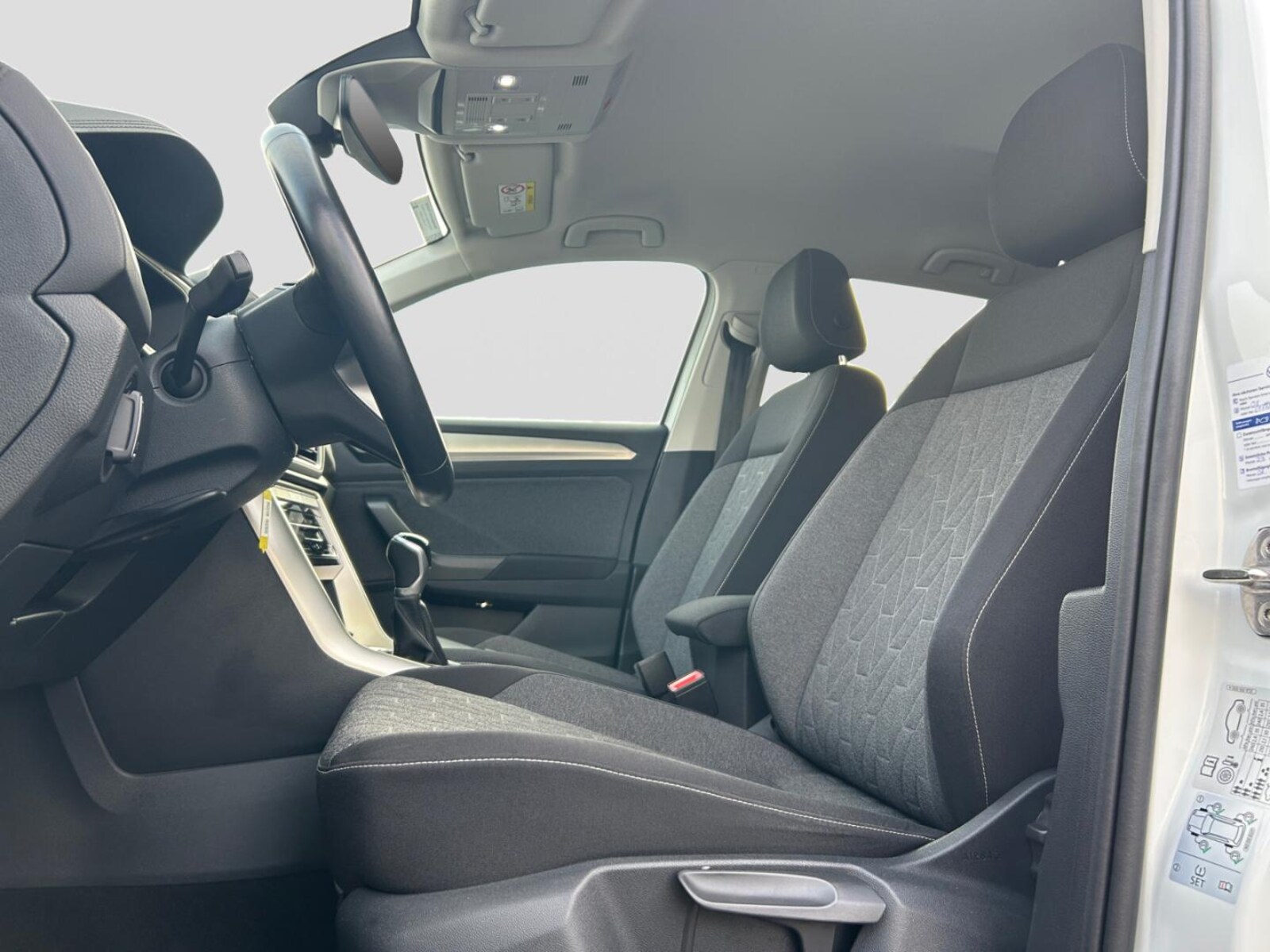 Volkswagen T-Roc – Bild 9
