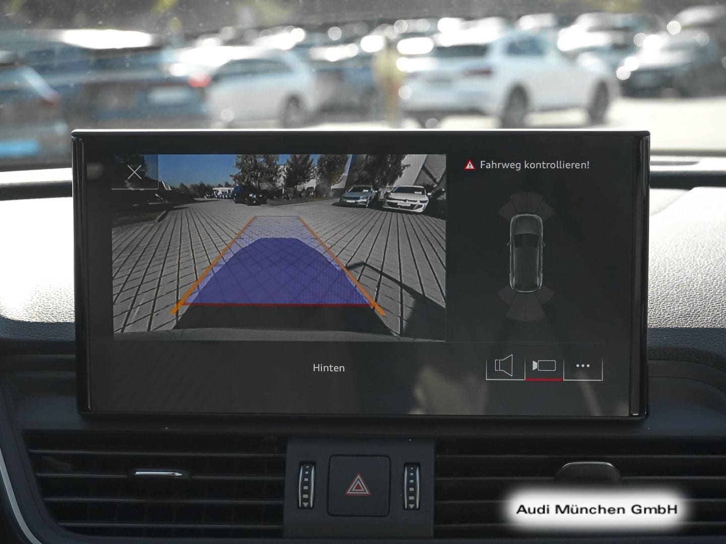 Bild über Audi Q5 40 TDI quattro S tronic - für weitere Informationen kontaktieren Sie den Audi Partner