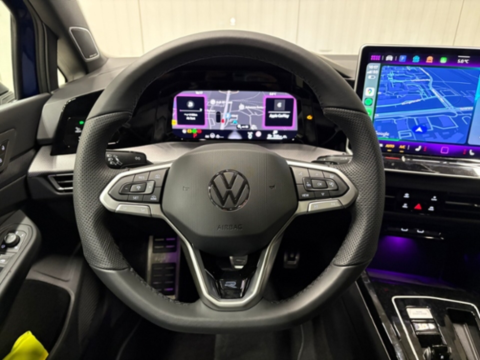 Volkswagen Golf R-Line