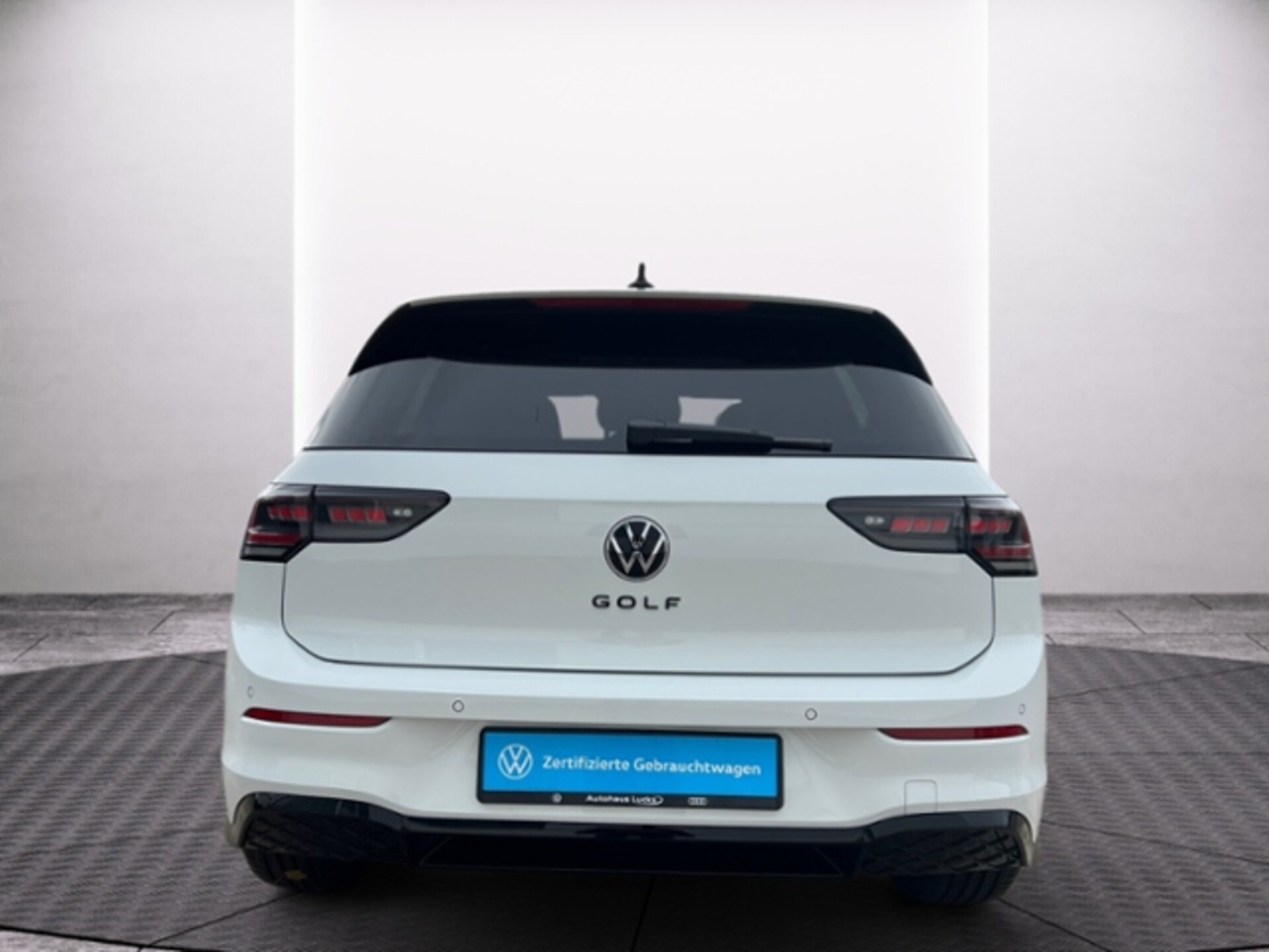 Volkswagen Golf R-Line