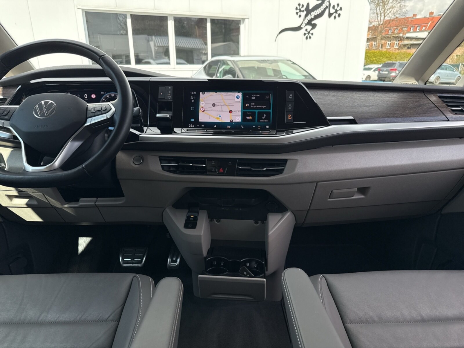 Volkswagen Multivan Langversion – Bild 12