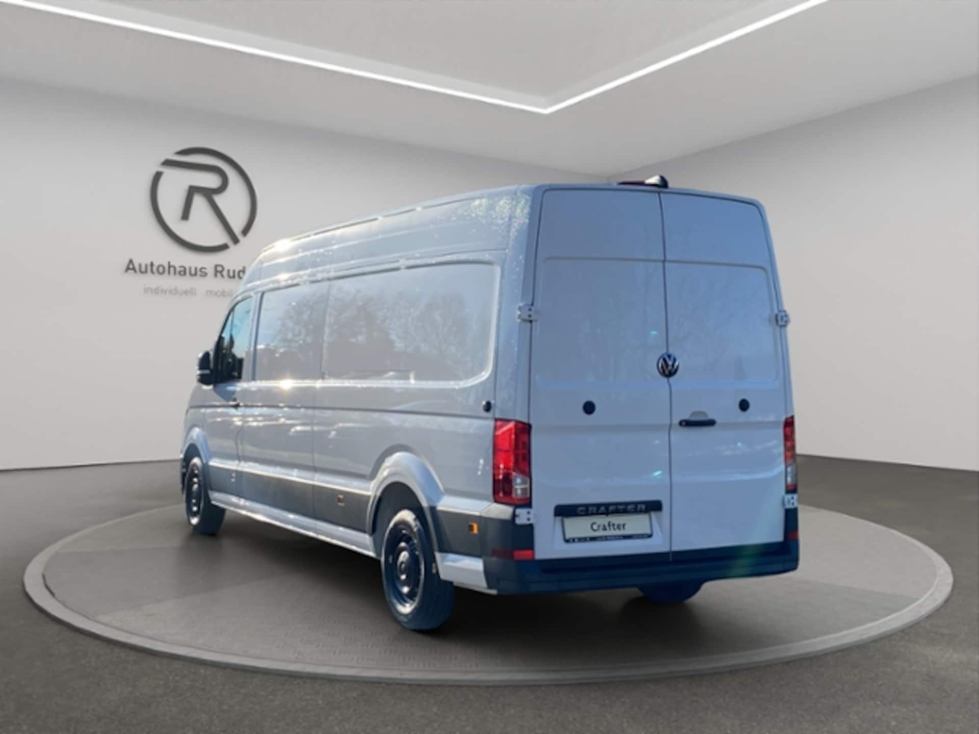 Volkswagen Crafter Kasten langer Radstand