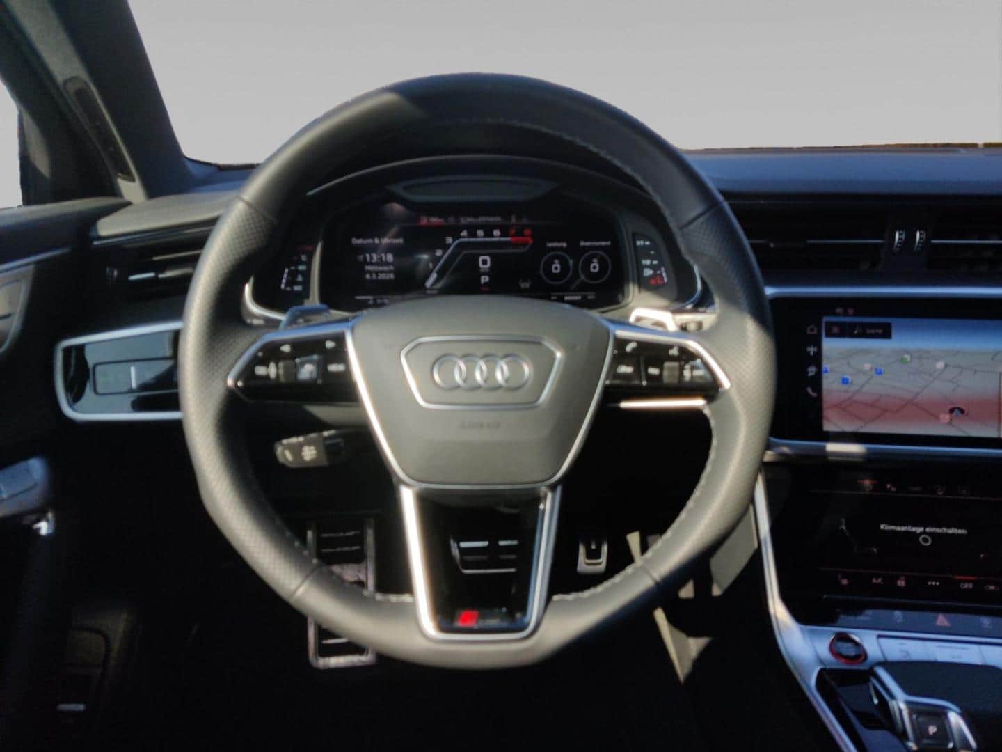 Bild über Audi RS 6 Avant performance quattro tiptronic - für weitere Informationen kontaktieren Sie den Audi Partner