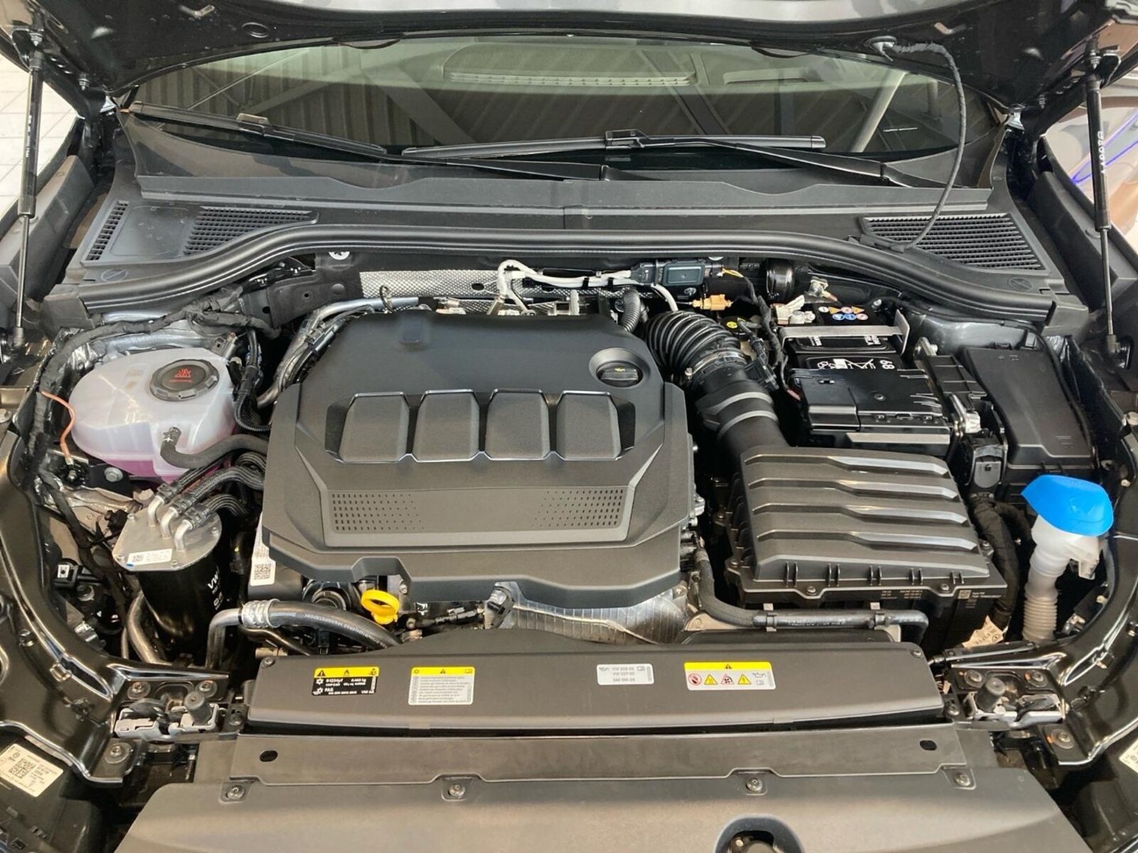 Volkswagen Passat – Bild 8
