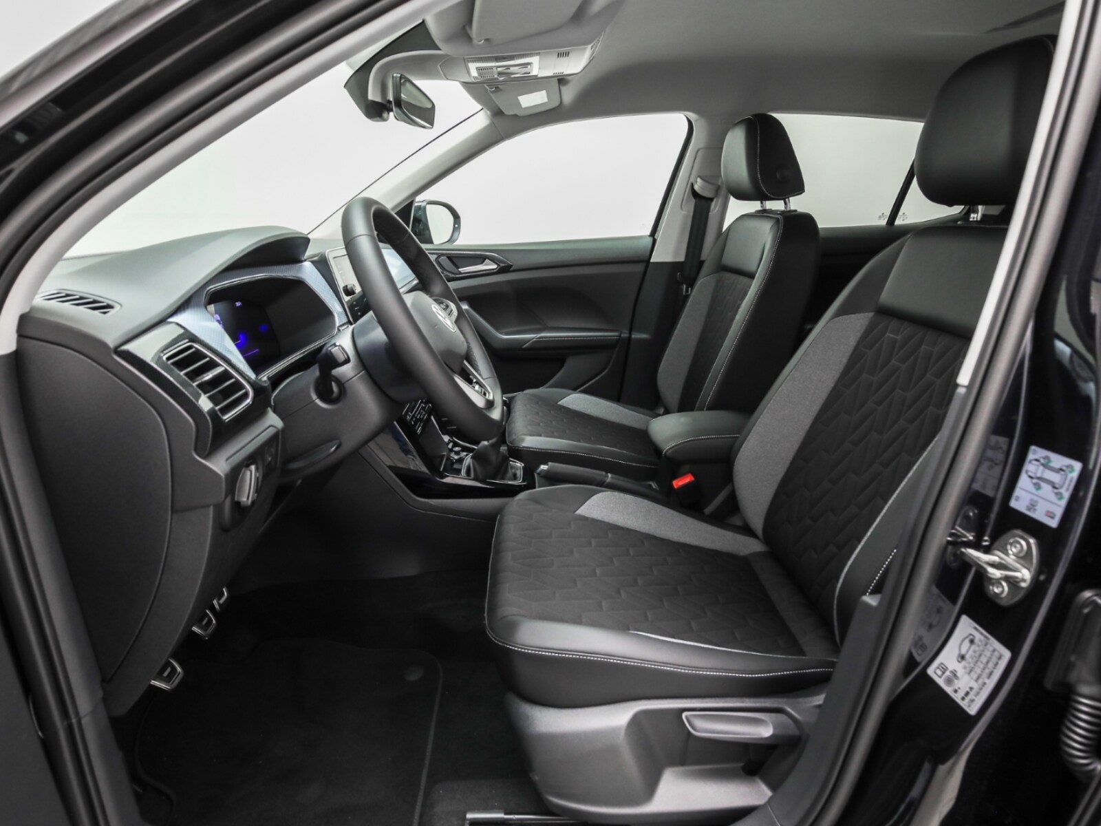 Volkswagen T-Cross – Bild 6
