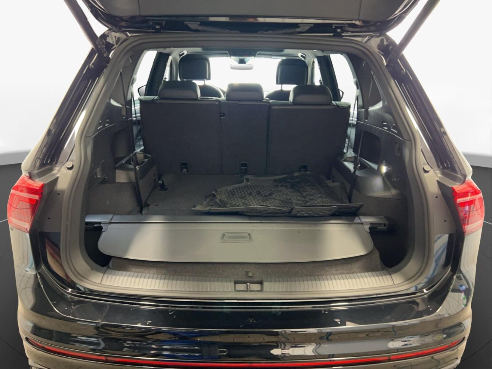 Volkswagen Tiguan Allspace – Bild 15