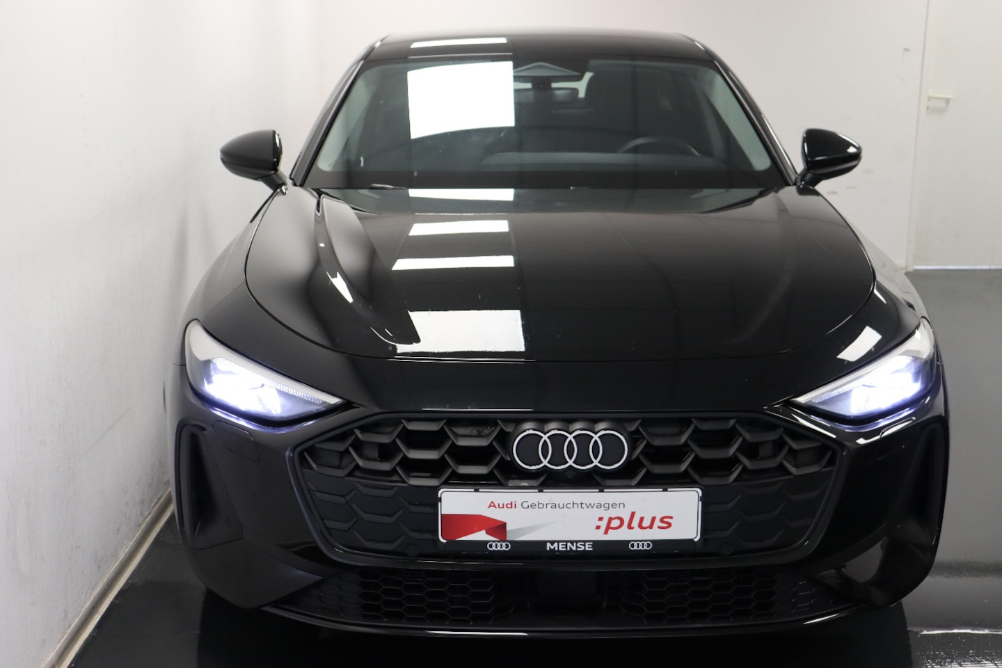 Bild über Audi A5 Limousine TFSI quattro 150 kW S tronic - für weitere Informationen kontaktieren Sie den Audi Partner
