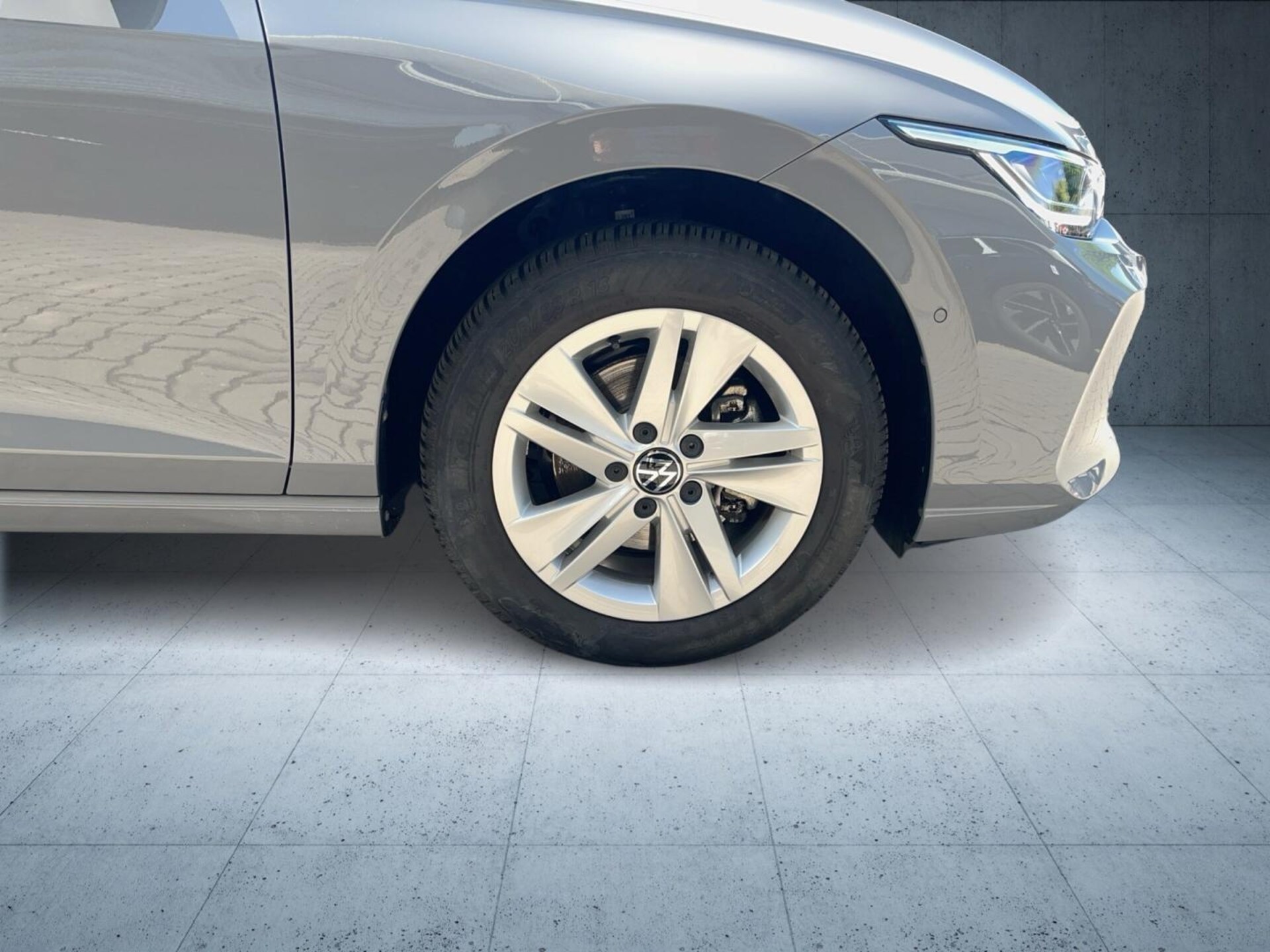 Volkswagen Golf Variant Life