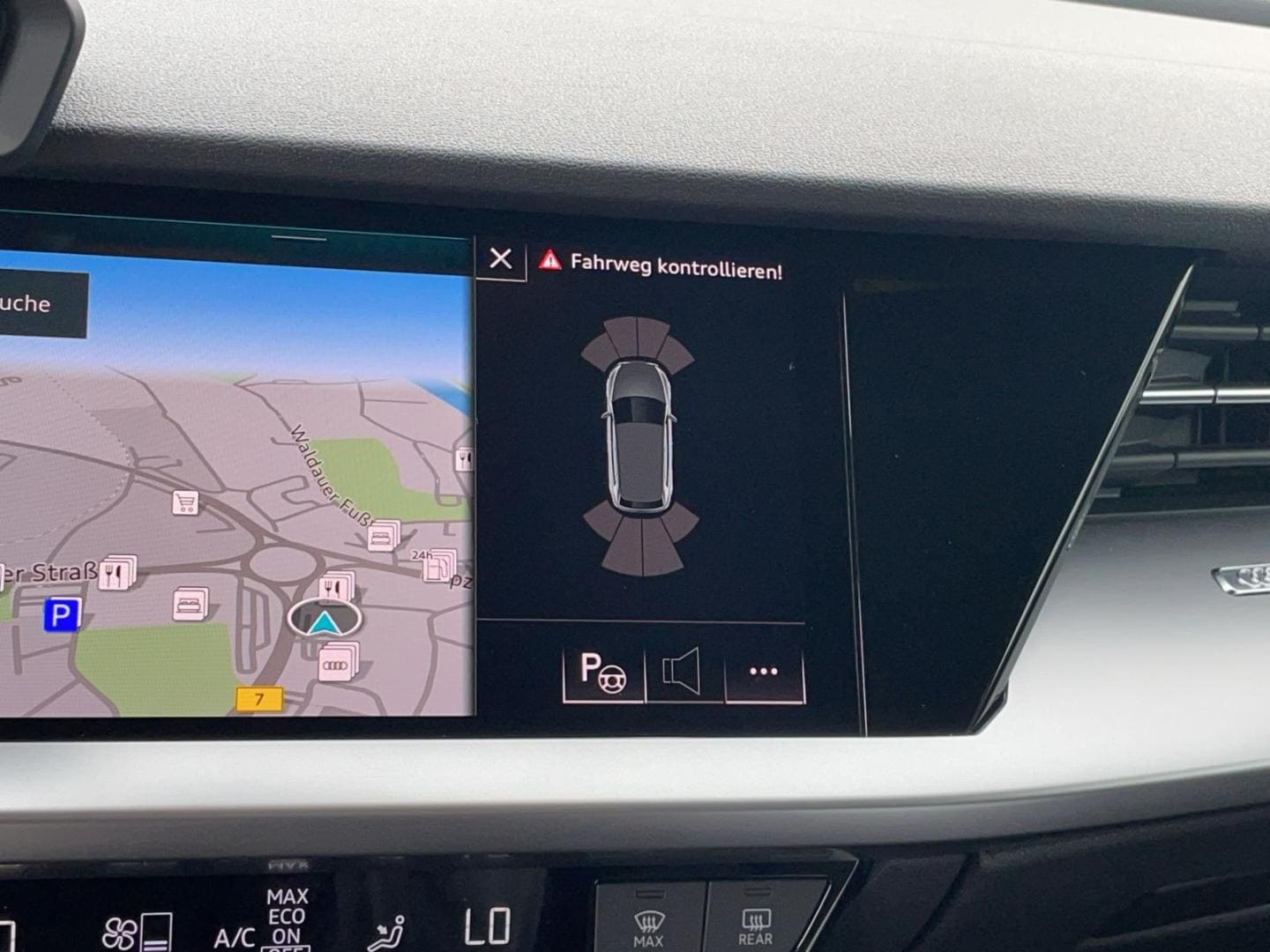 Bild über Audi A3 Sportback 35 TFSI S tronic - für weitere Informationen kontaktieren Sie den Audi Partner