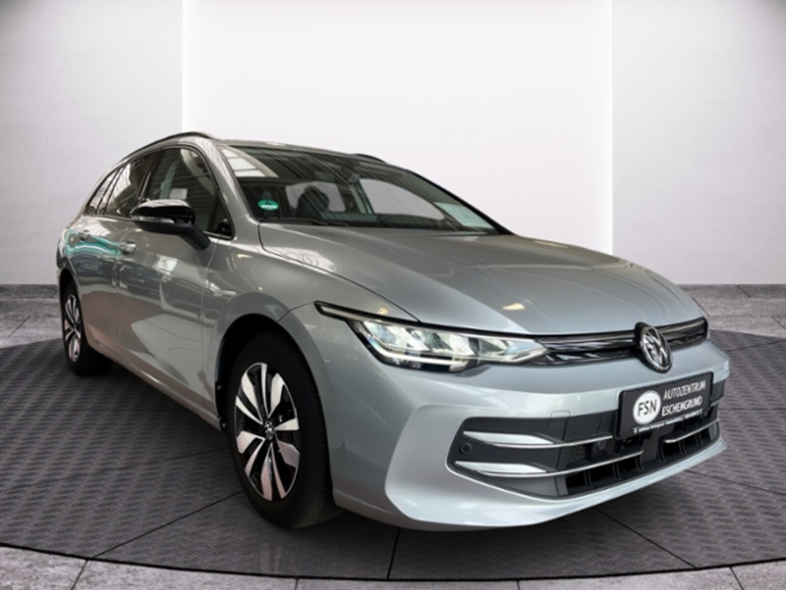 Volkswagen Golf Variant – Bild 3