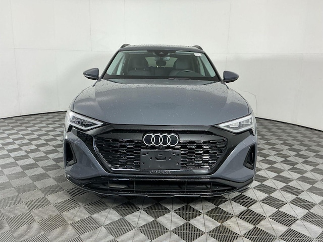 2024 Audi Q8 e-tron