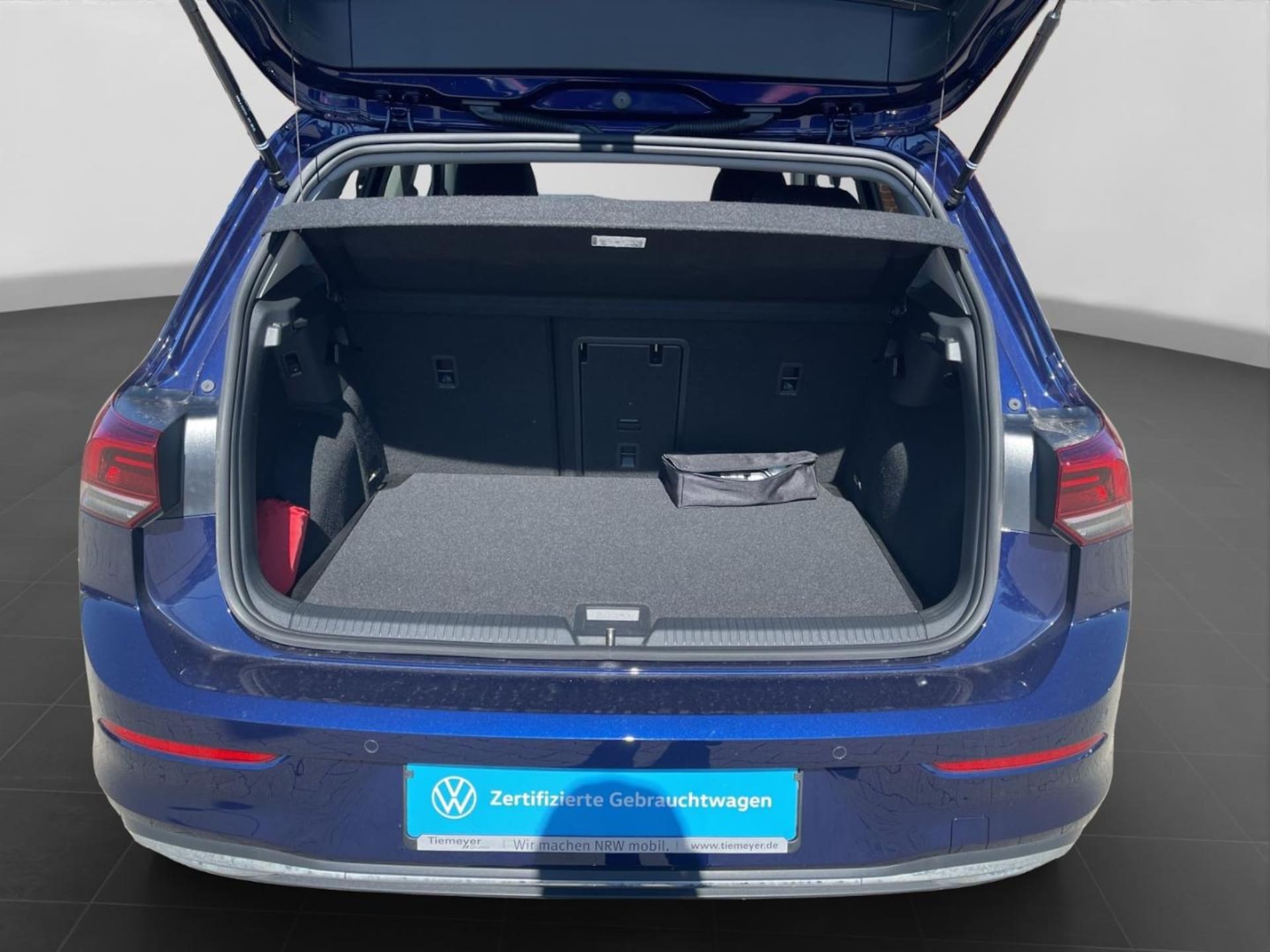 Volkswagen Golf Style