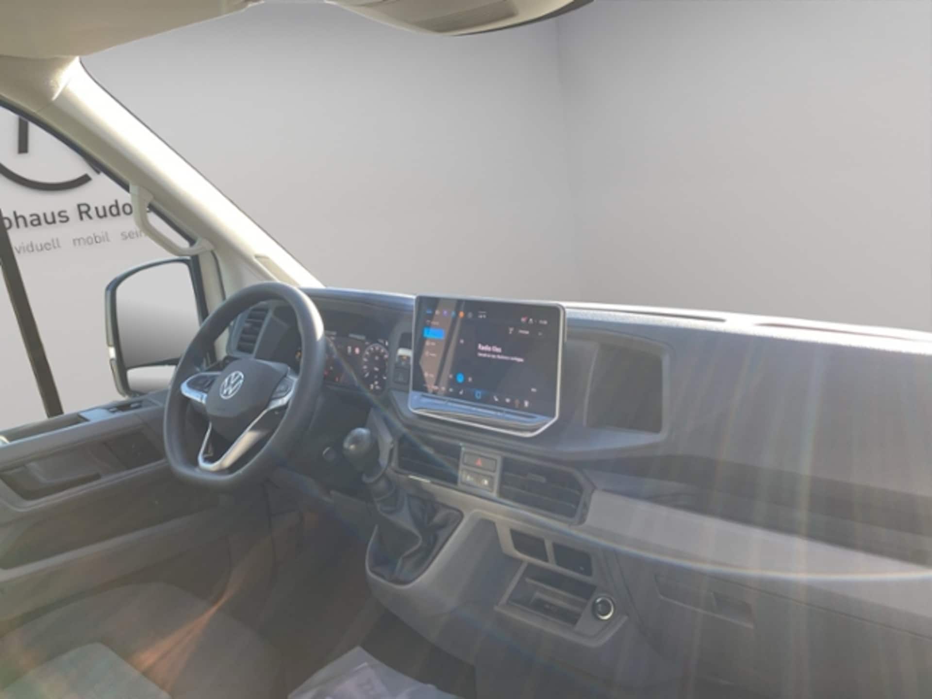 Volkswagen Crafter Kasten langer Radstand