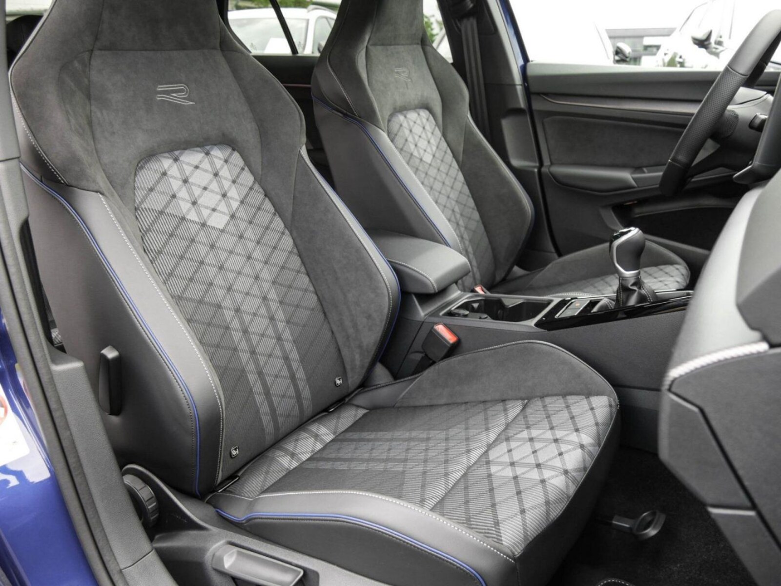 Volkswagen Golf – Bild 7