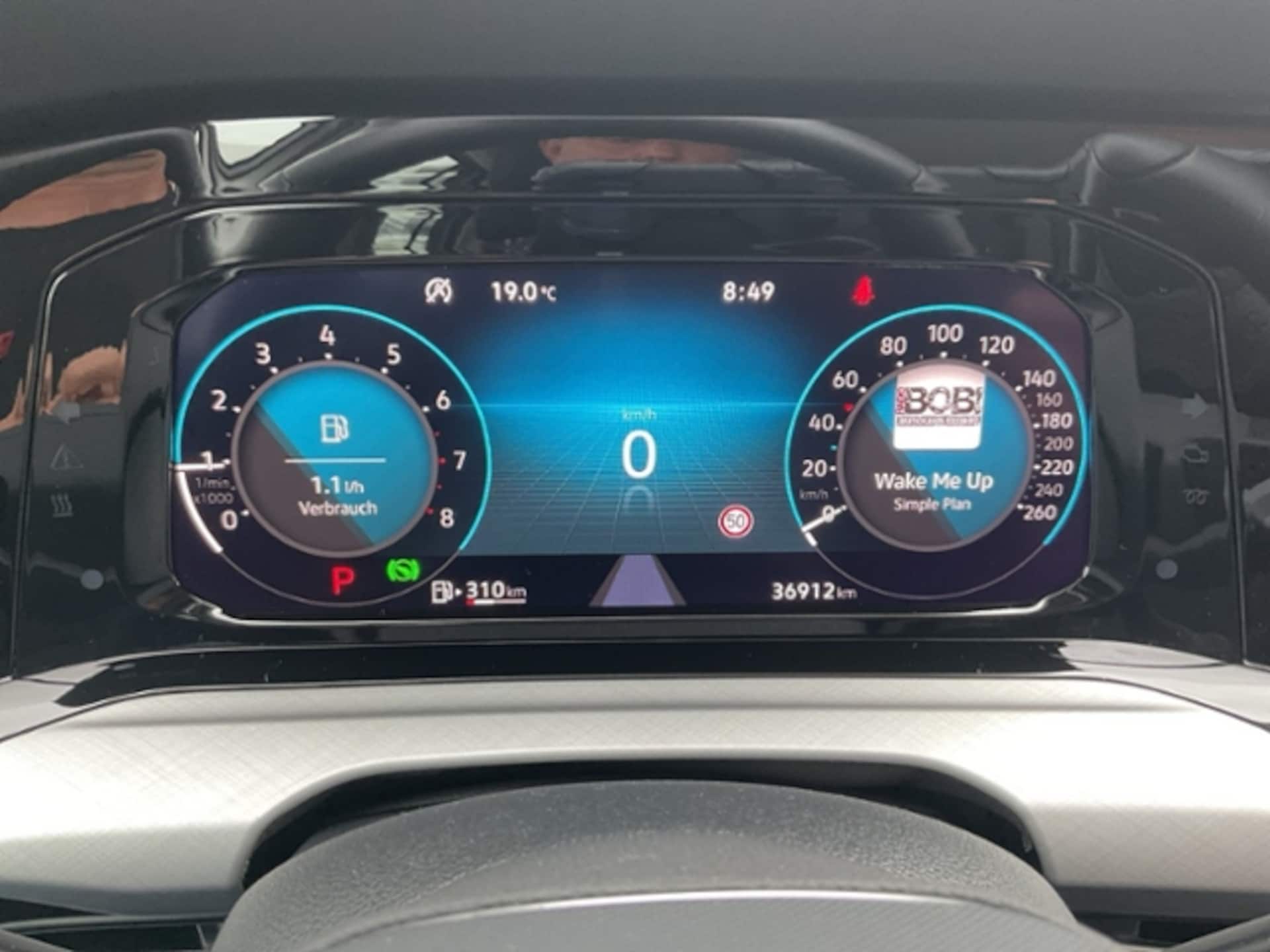 Volkswagen Golf Variant Life