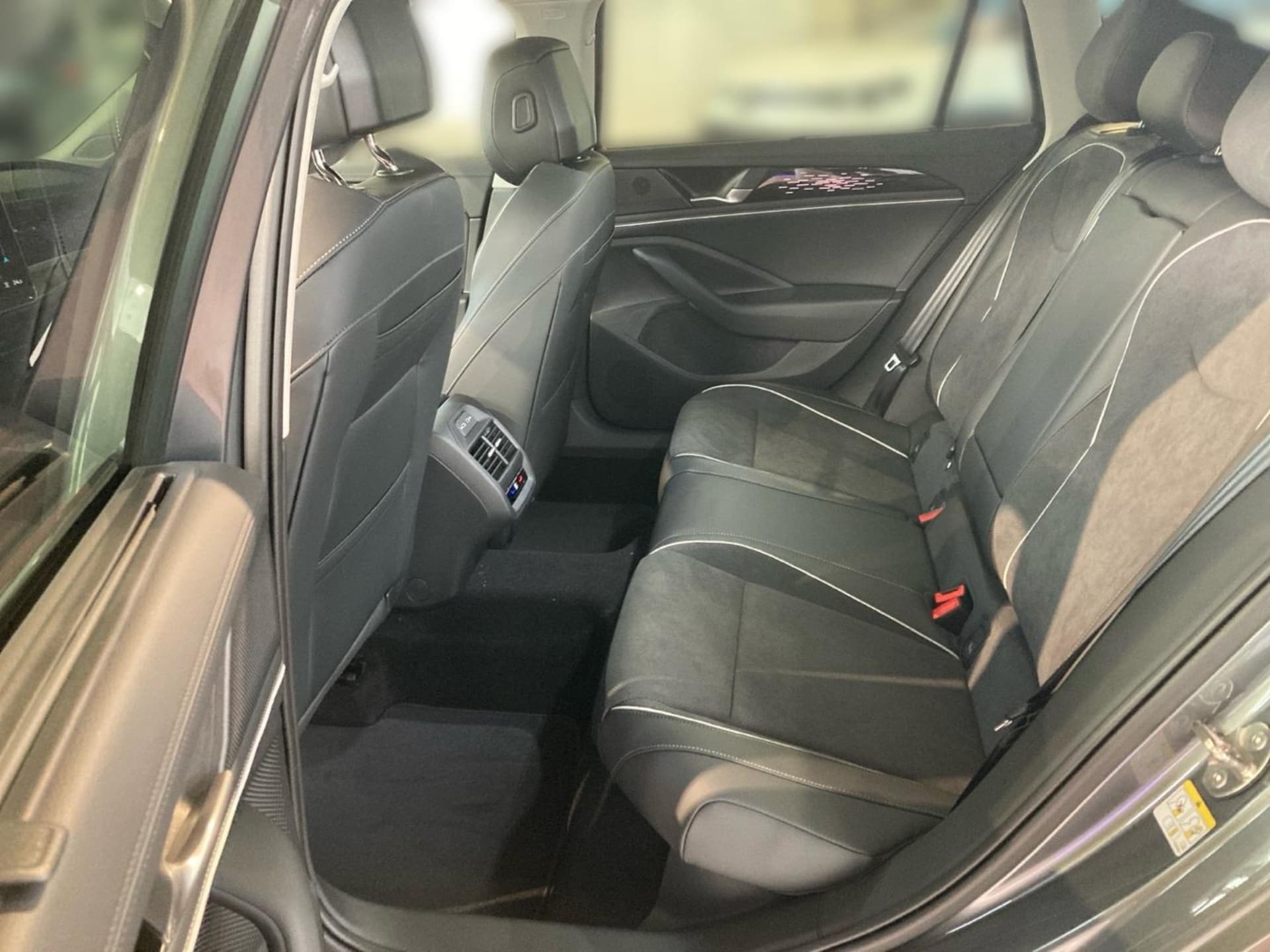 Volkswagen Passat Elegance