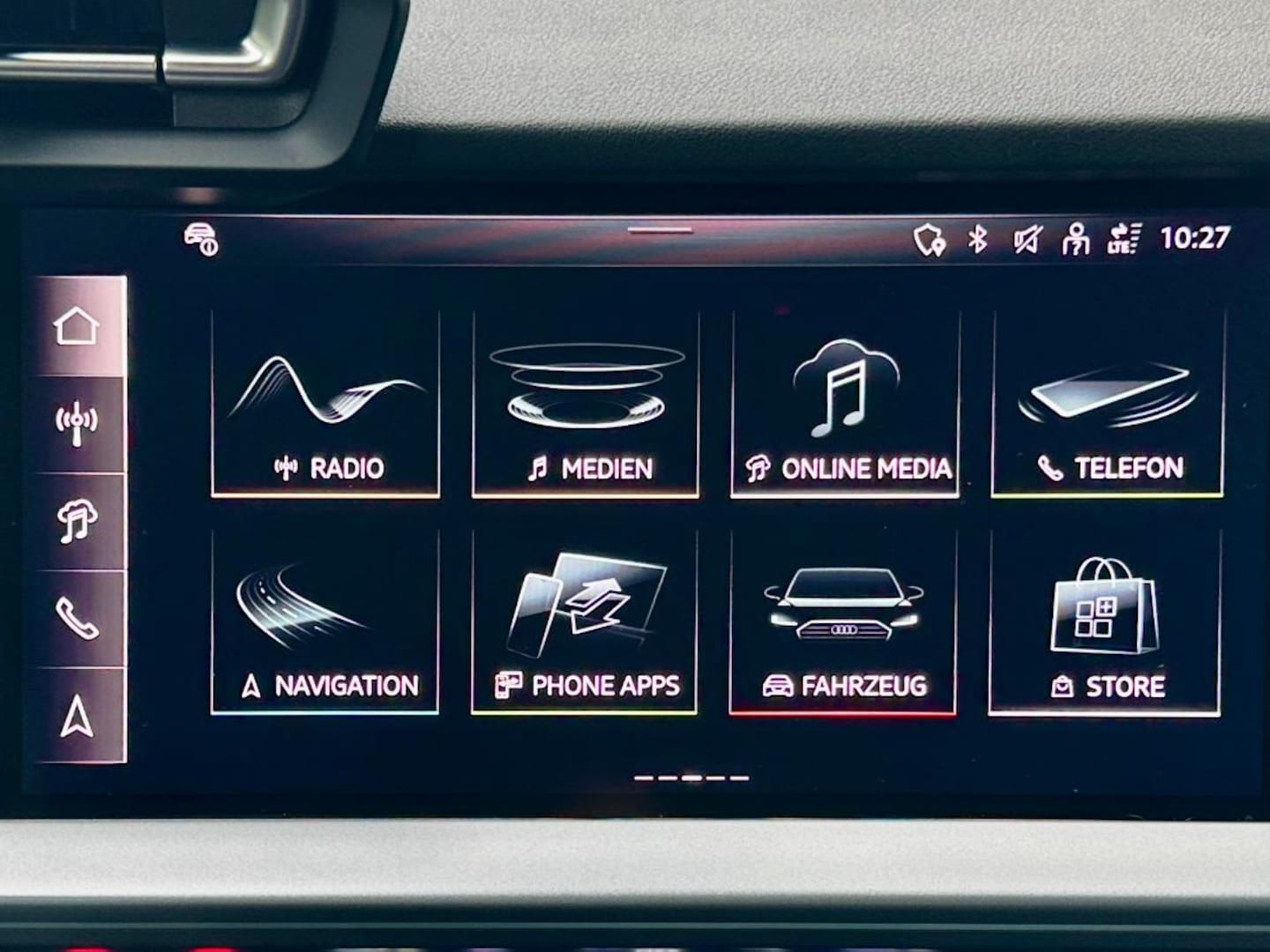 Bild über Audi S3 Sportback TFSI quattro S tronic - für weitere Informationen kontaktieren Sie den Audi Partner