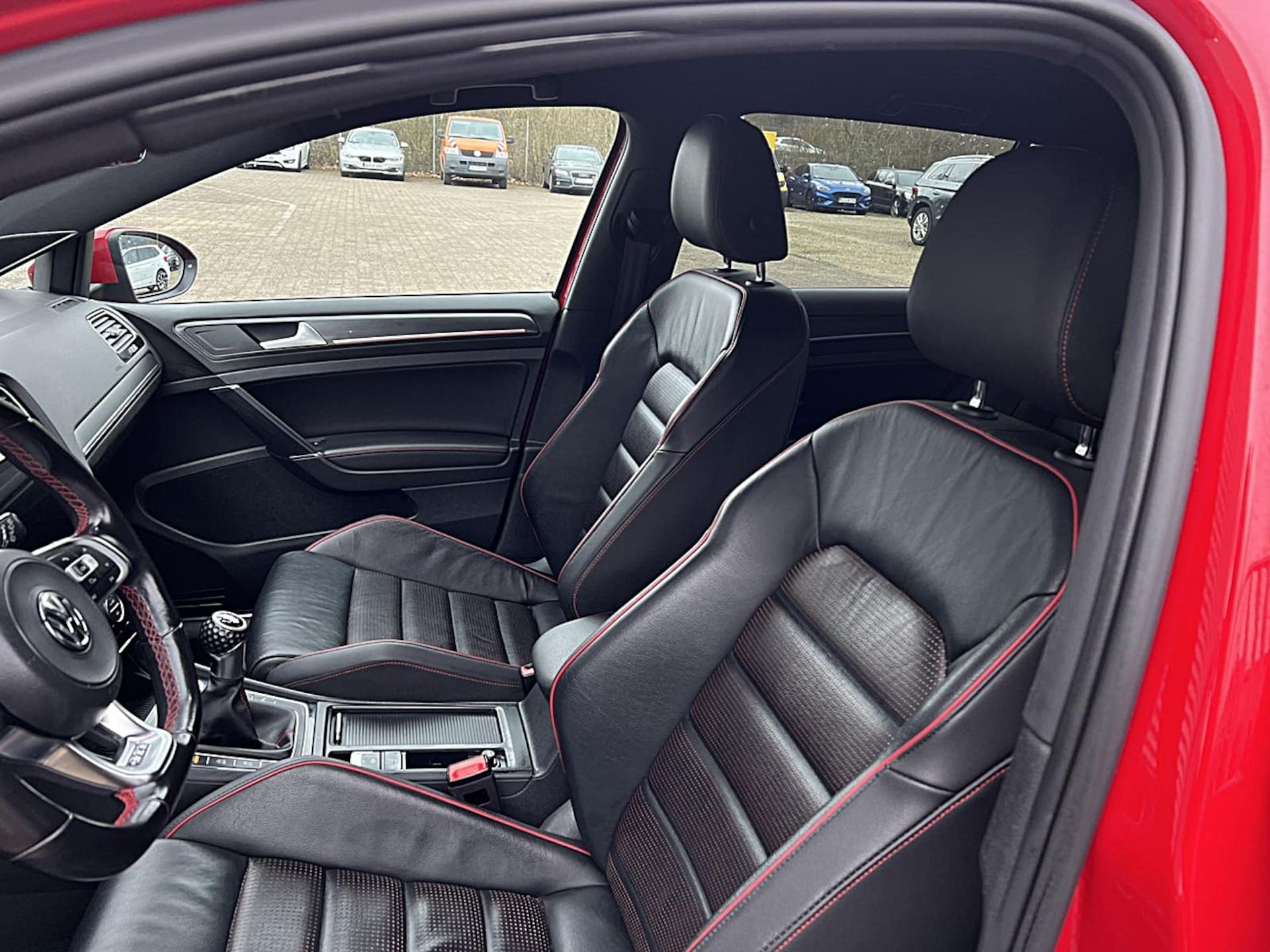 Volkswagen Golf GTI